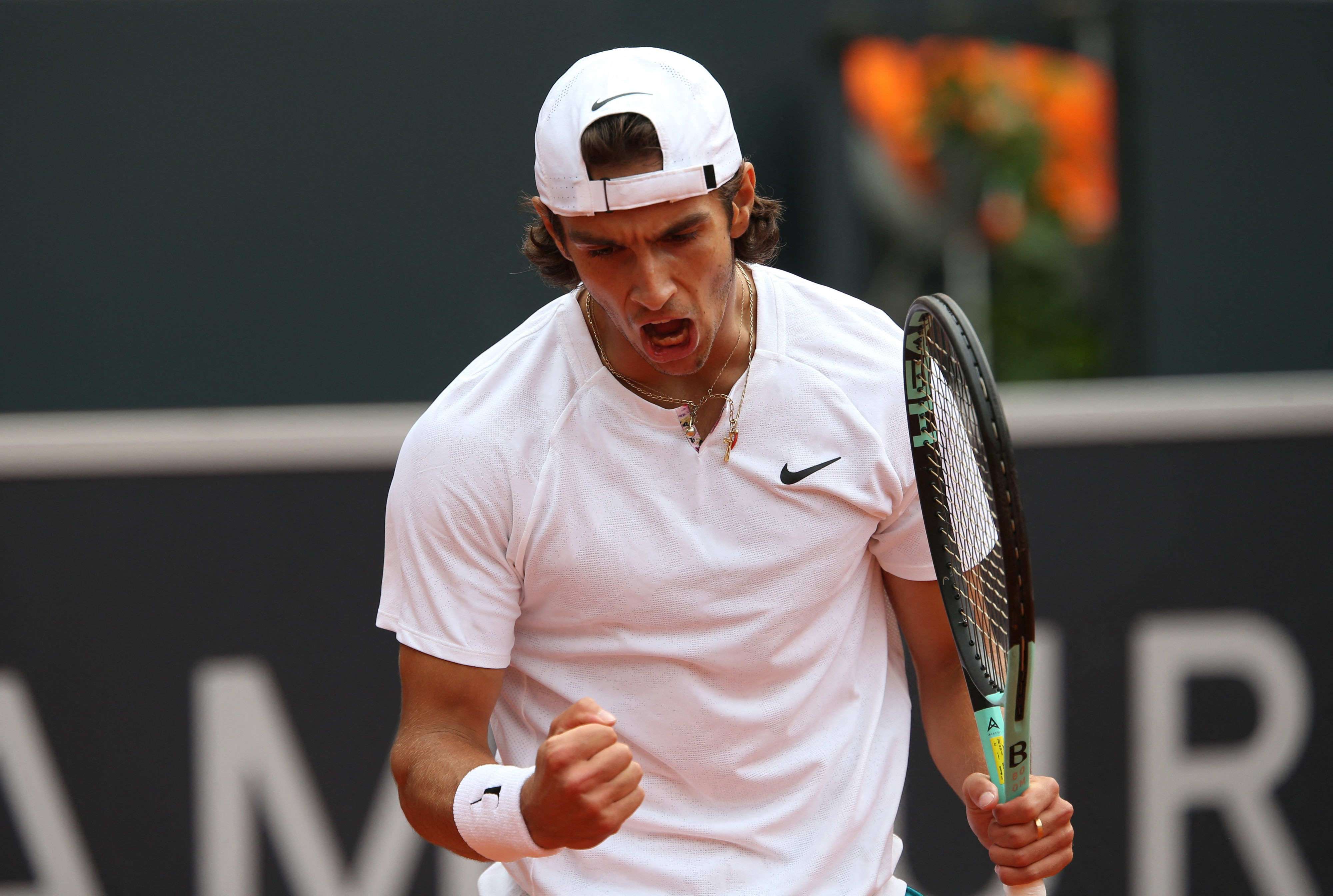 לורנצו מוזטי טניסאי איטלקי