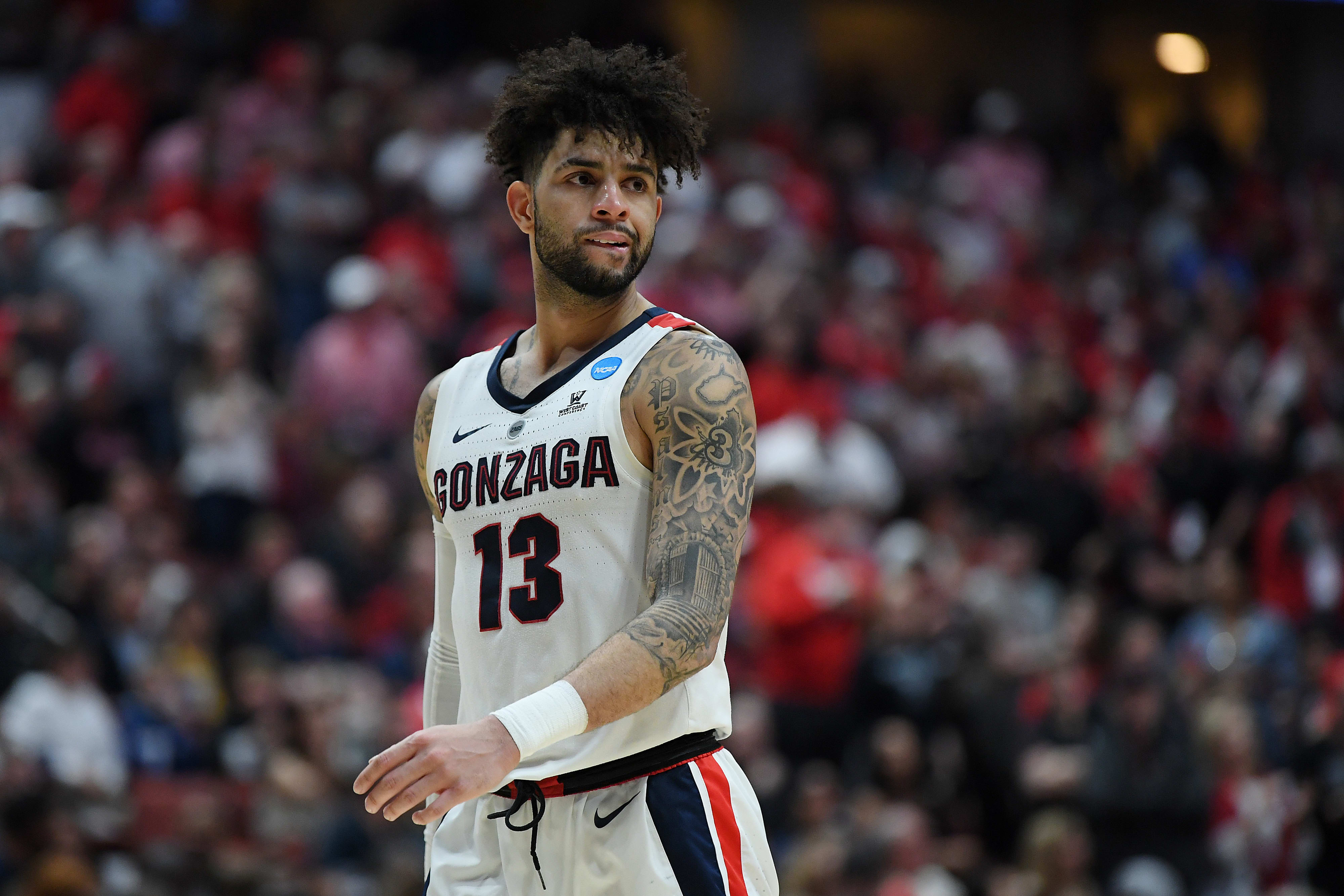 ג'וש פרקינס במדי גונזאגה