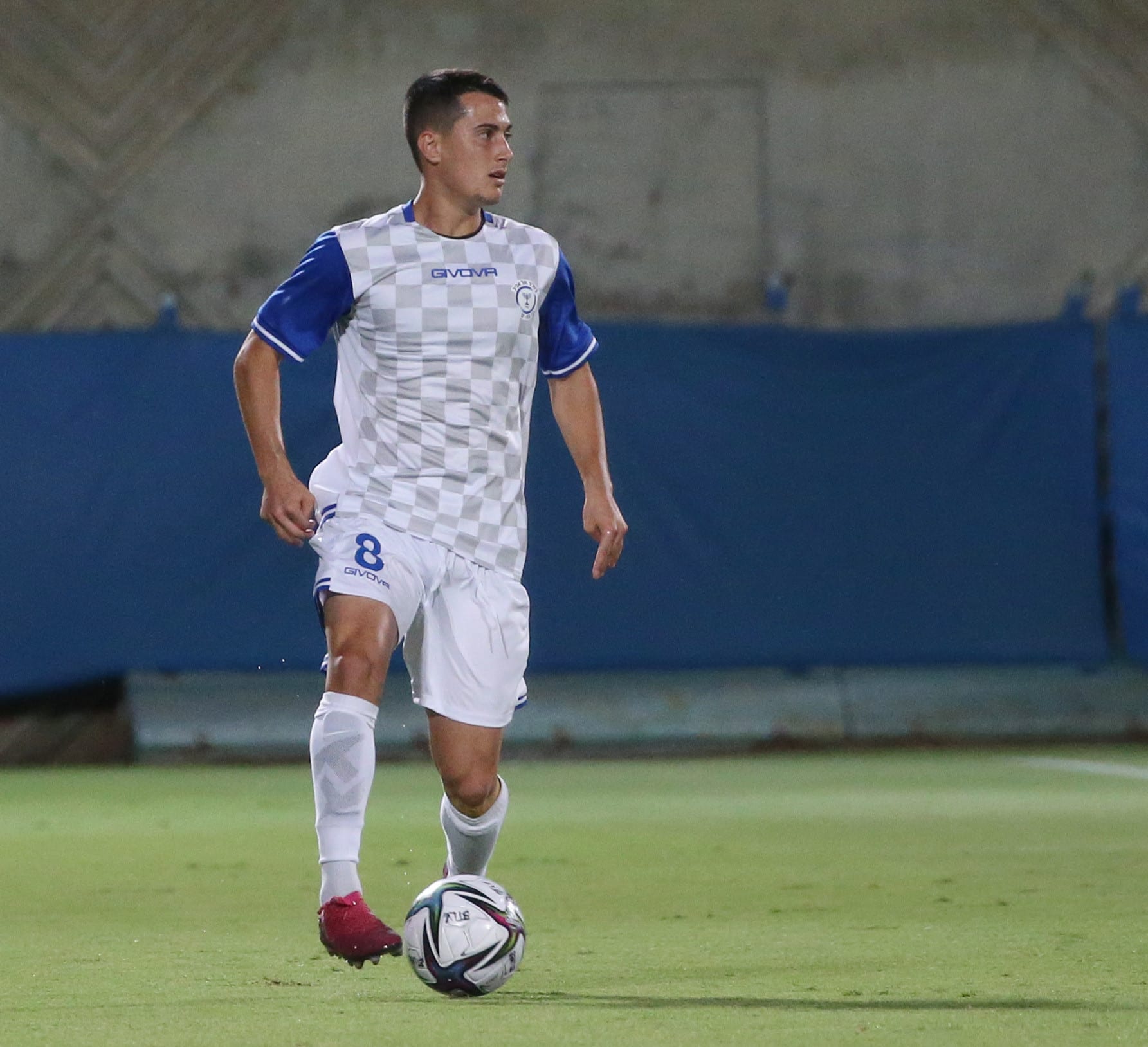 ניב ברקוביץ' שחקן בית