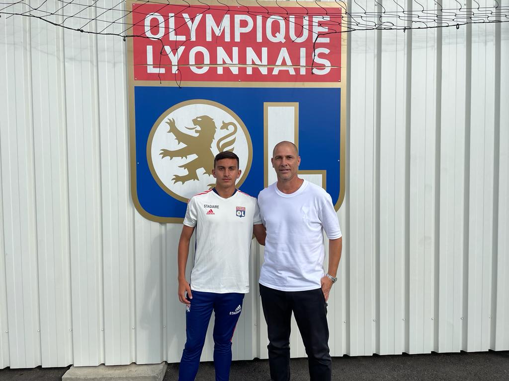 כארם זועבי עם סוכנו אבי נמני