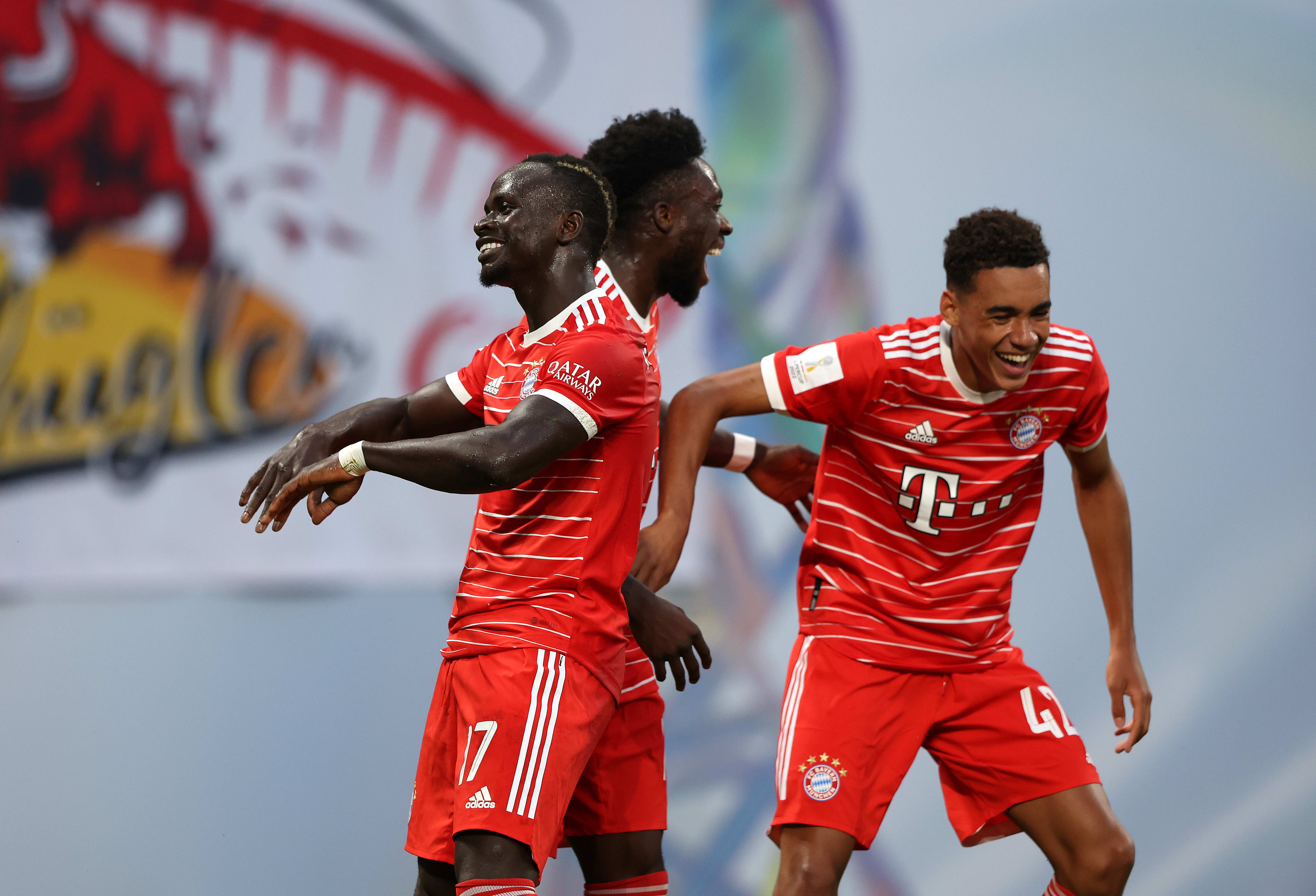 שחקני באיירן מינכן סאדיו מאנה, ג'מאל מוסיאלה, אלפונסו דייויס