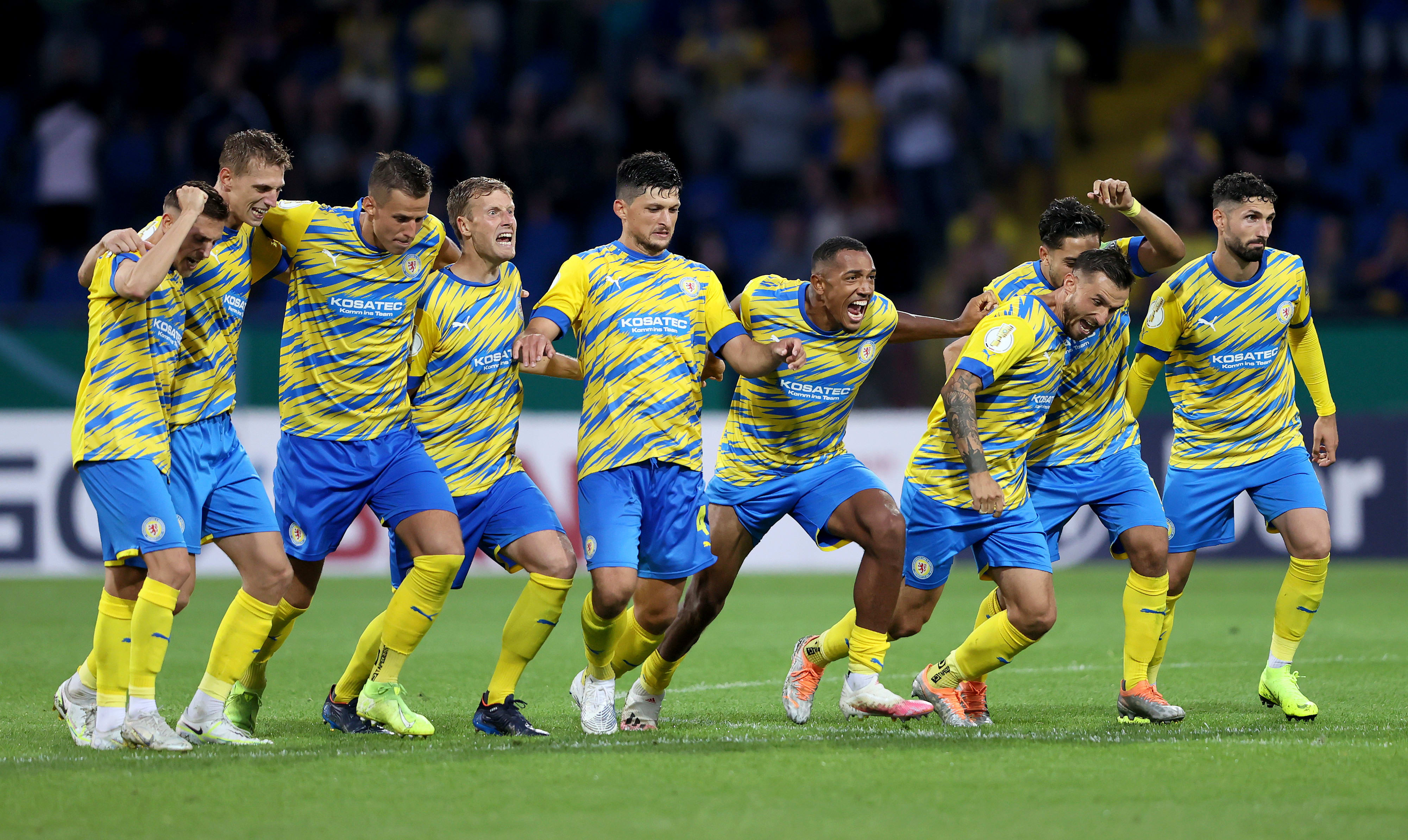 שחקני בראונשווייג חוגגים