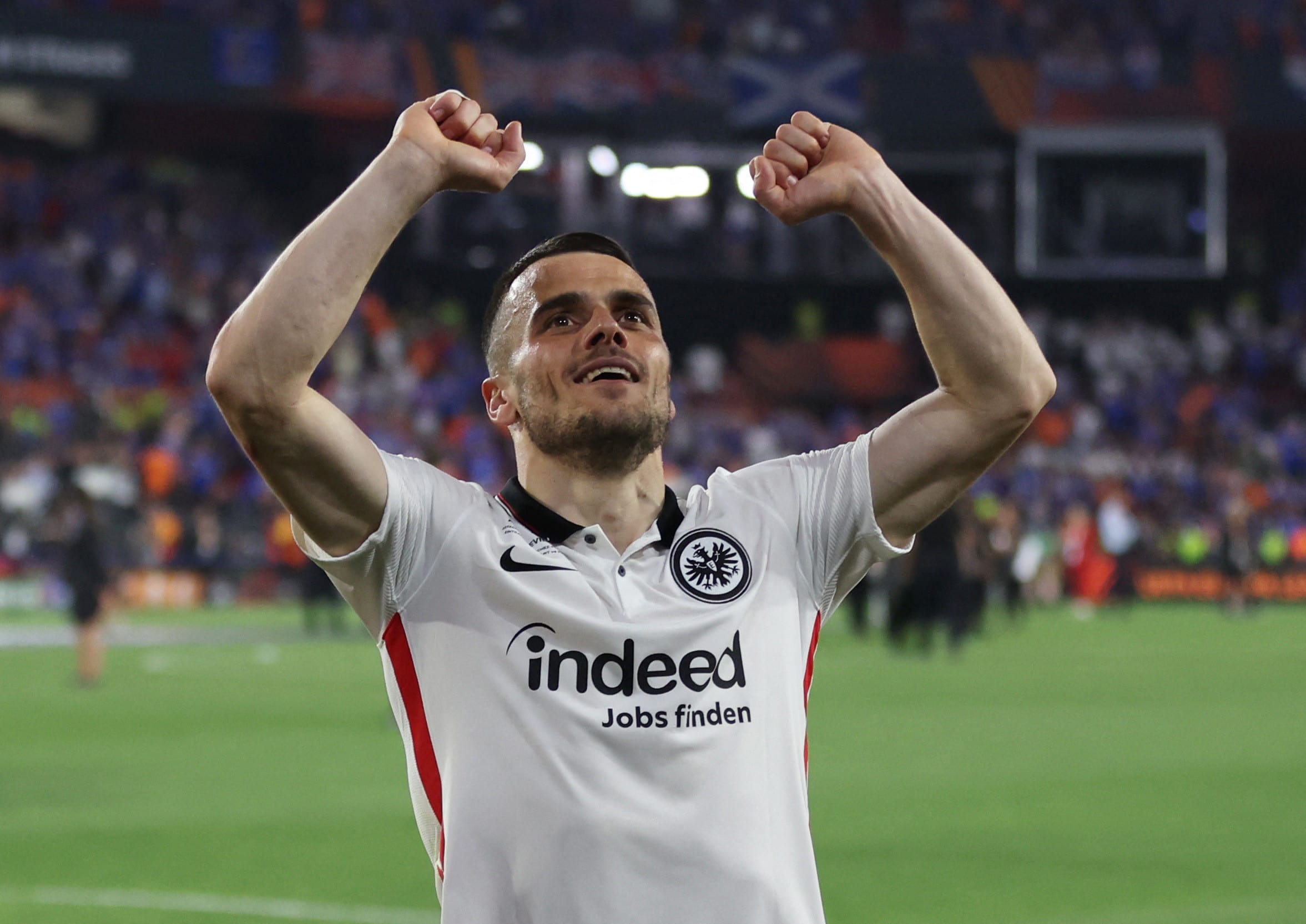 פיליפ קוסטיץ' שחקן איינטרכט פרנקפורט