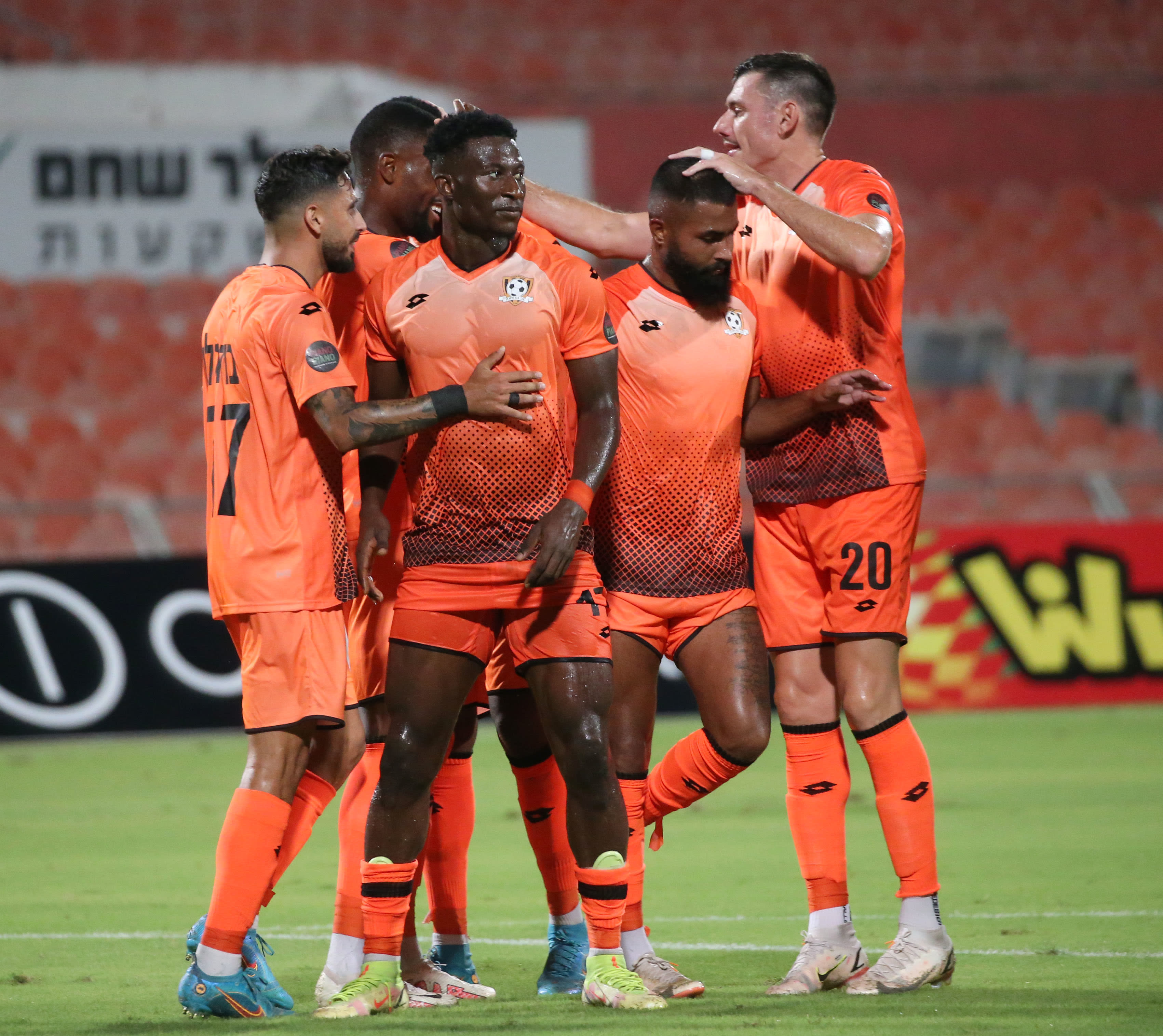 שחקני סקציה נס ציונה חוגגים