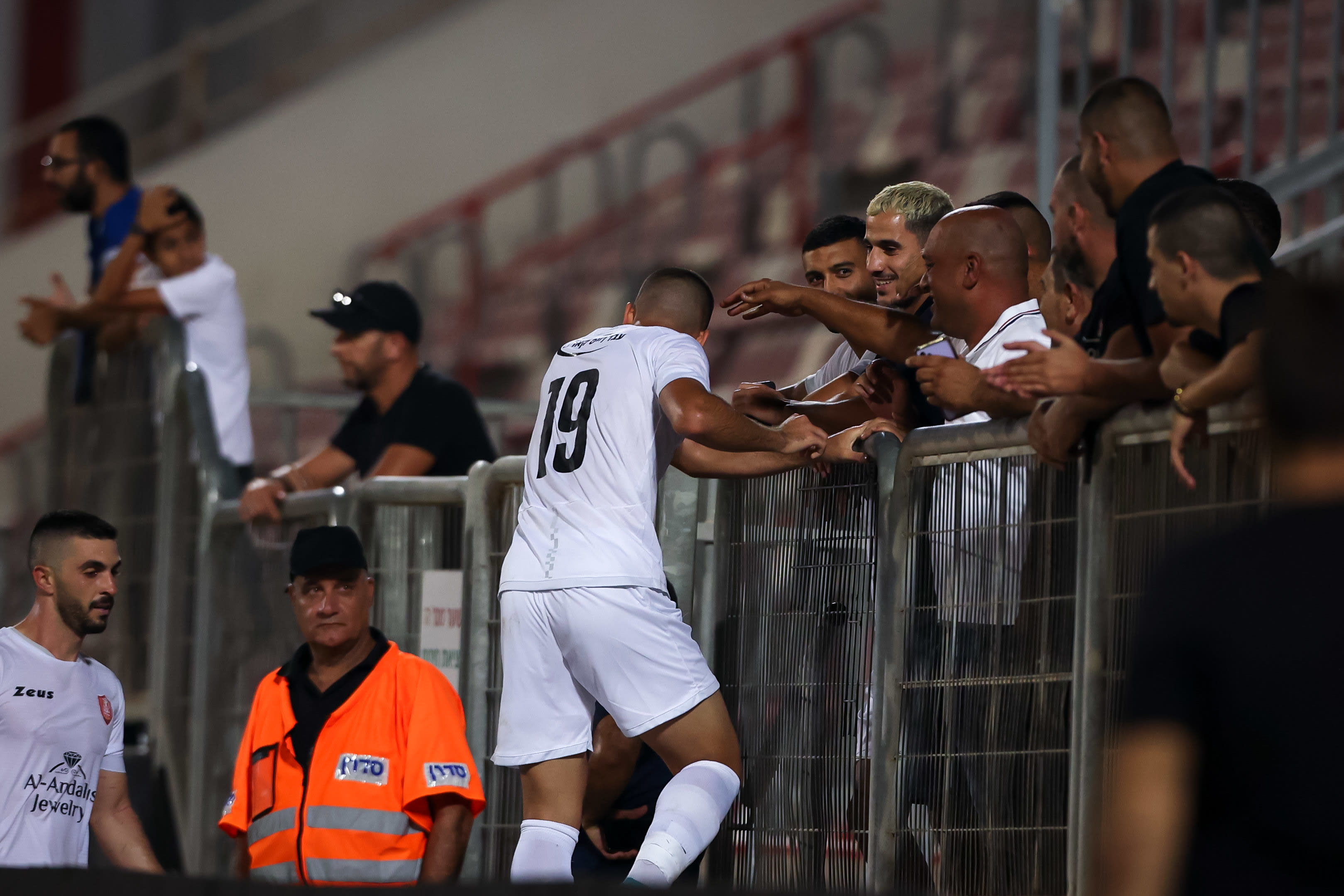 אחמד רביע שחקן הפועל אום אל פאחם חוגג שער