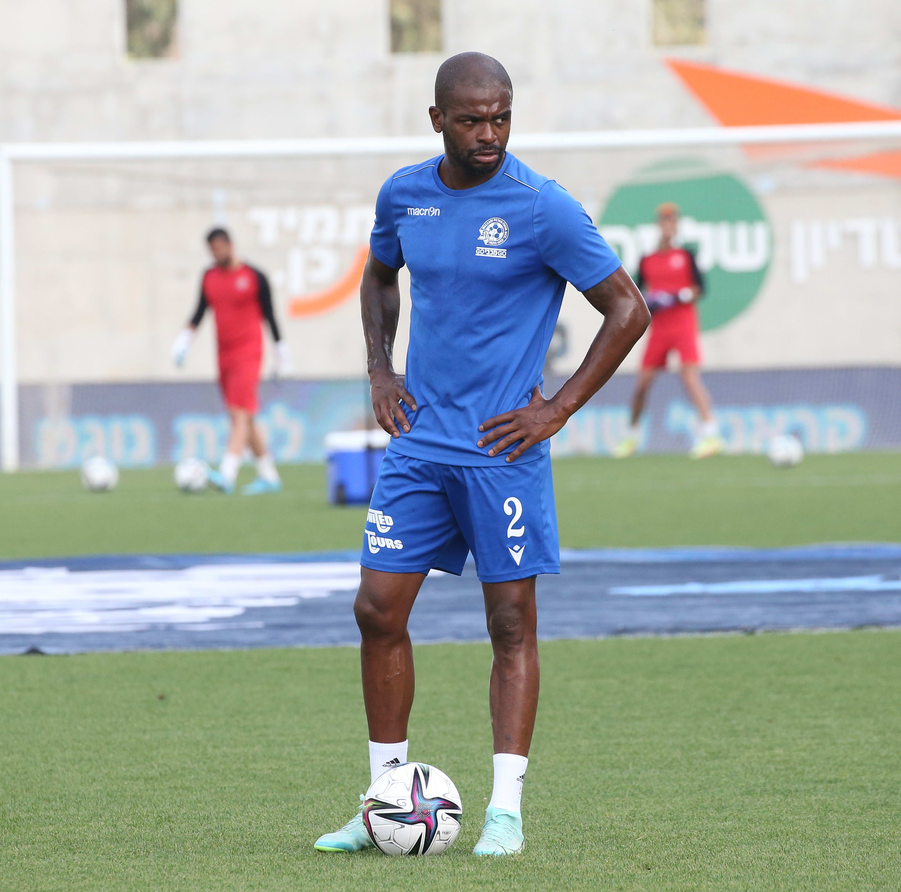 מרכוס דיניז, שחקן מכבי פתח תקוה