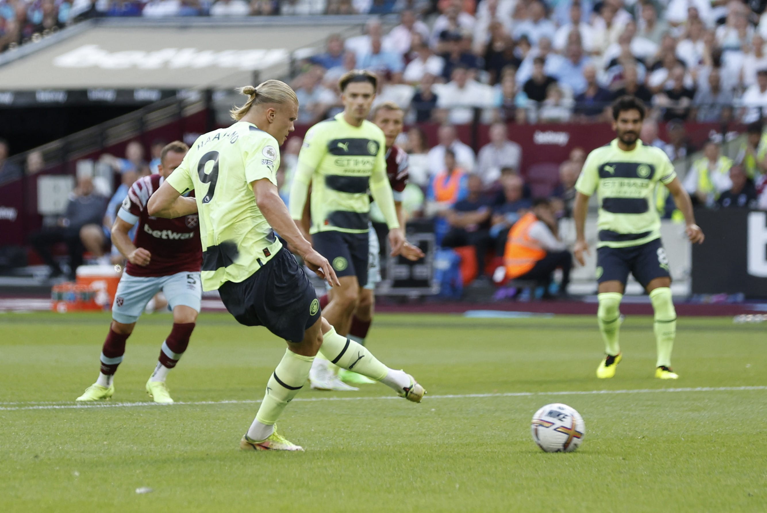 ארלינג הולאנד, שחקן מנצ'סטר סיטי