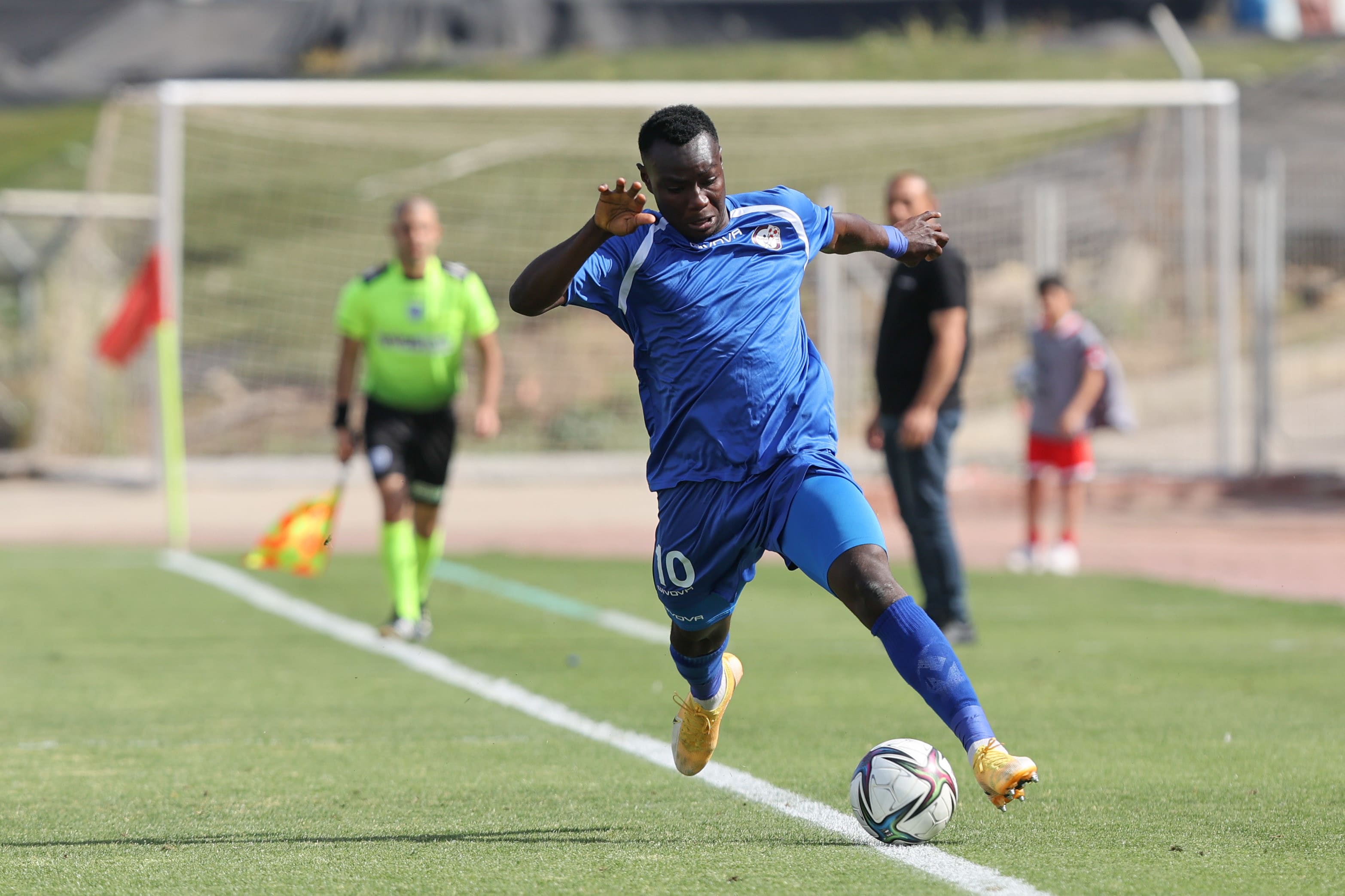 שחקן הפועל ראשון לציון מוחמד במבה