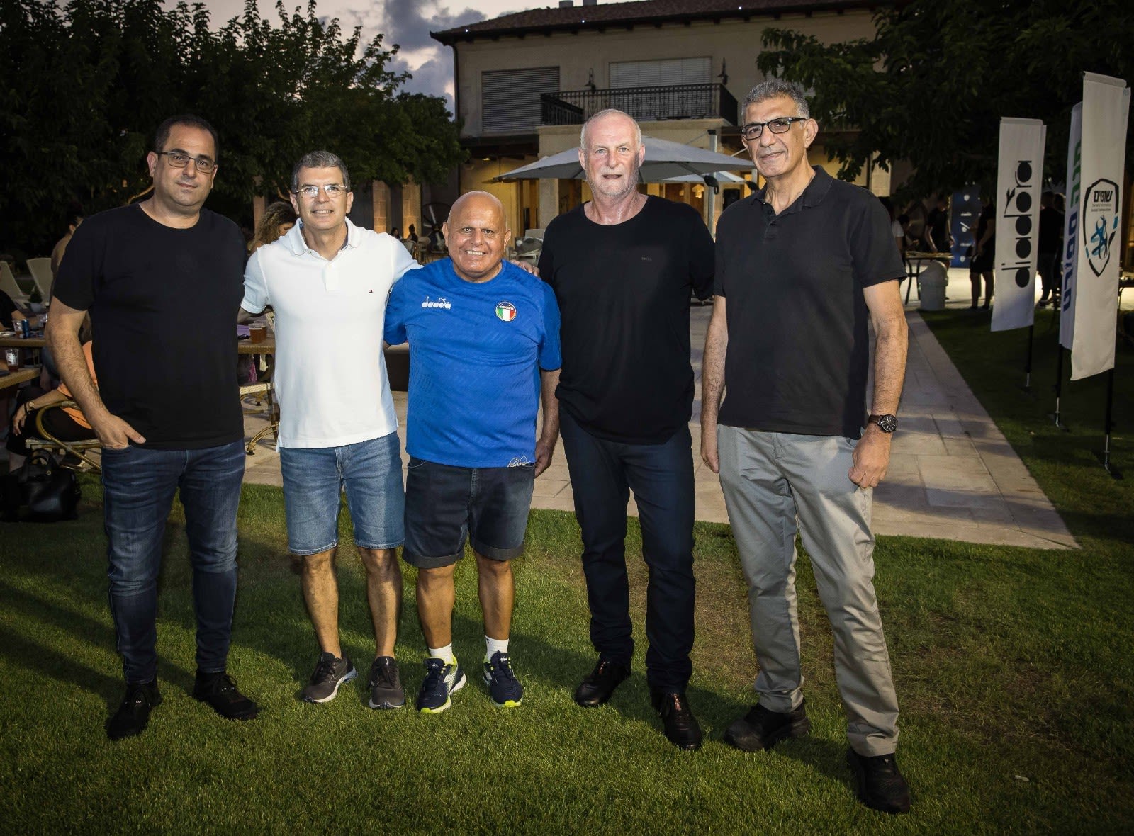 יוסי שרעבי, גיורא ענבר, גדעון מולייב, יריב טפר, גולן סימנטוב