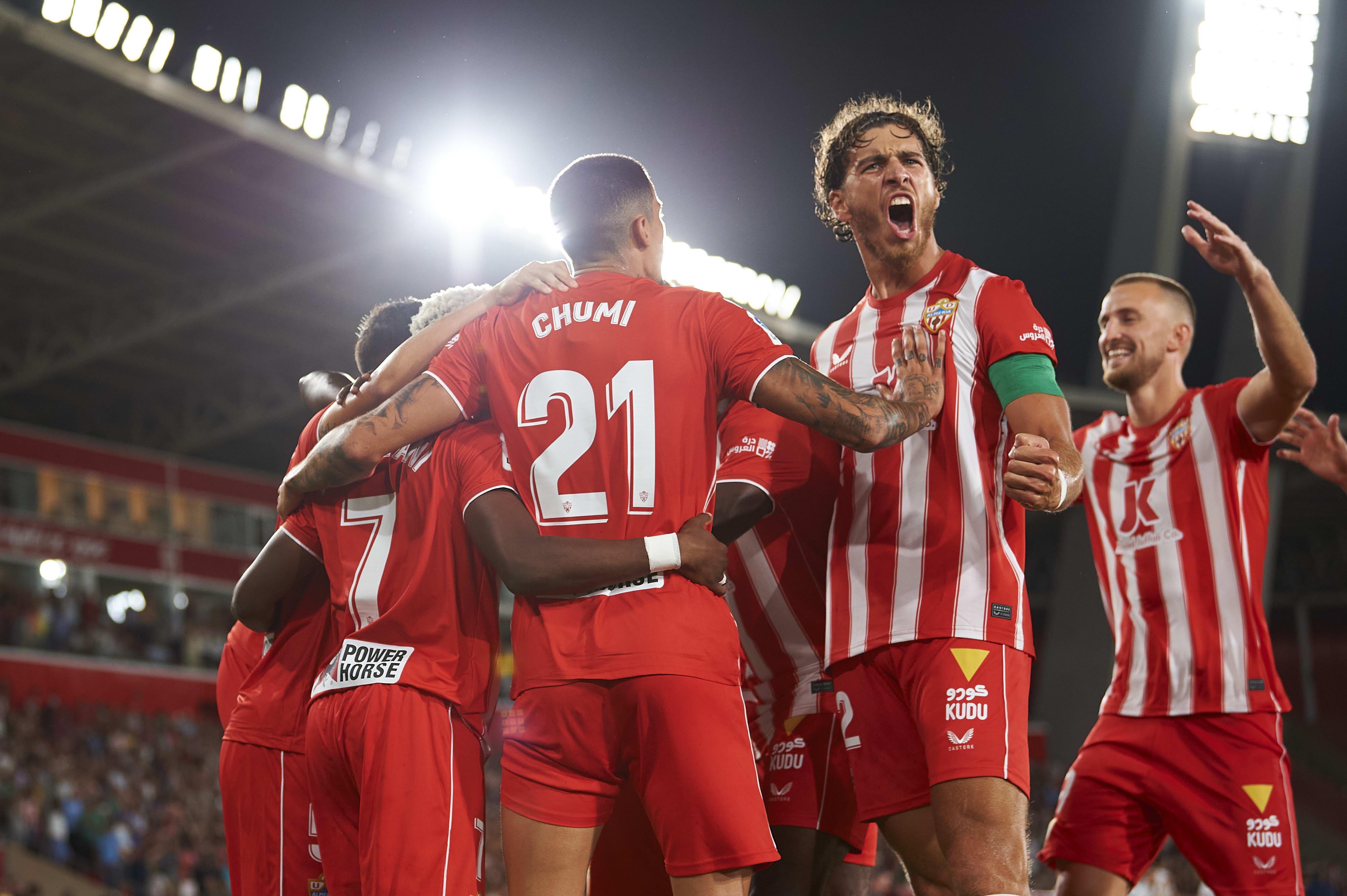 שחקני אלמריה חוגגים