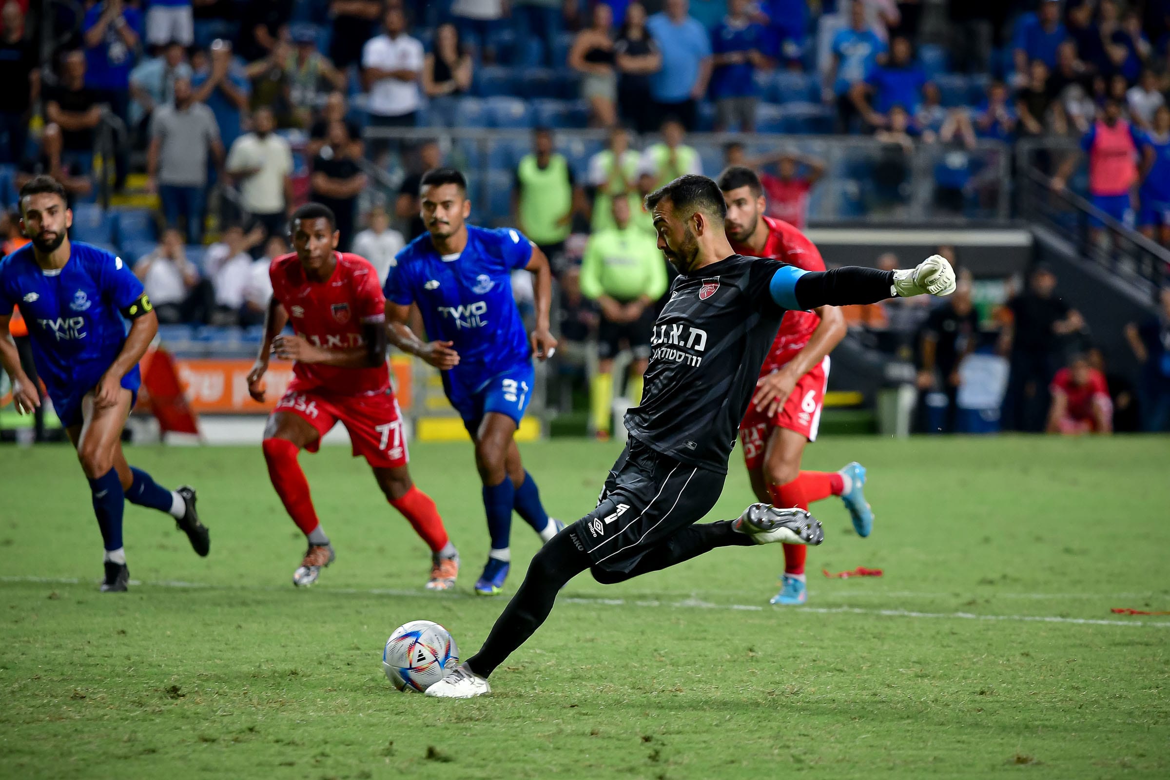 צליל חתוכה שוער מ.ס. כפר קאסם בועט פנדל