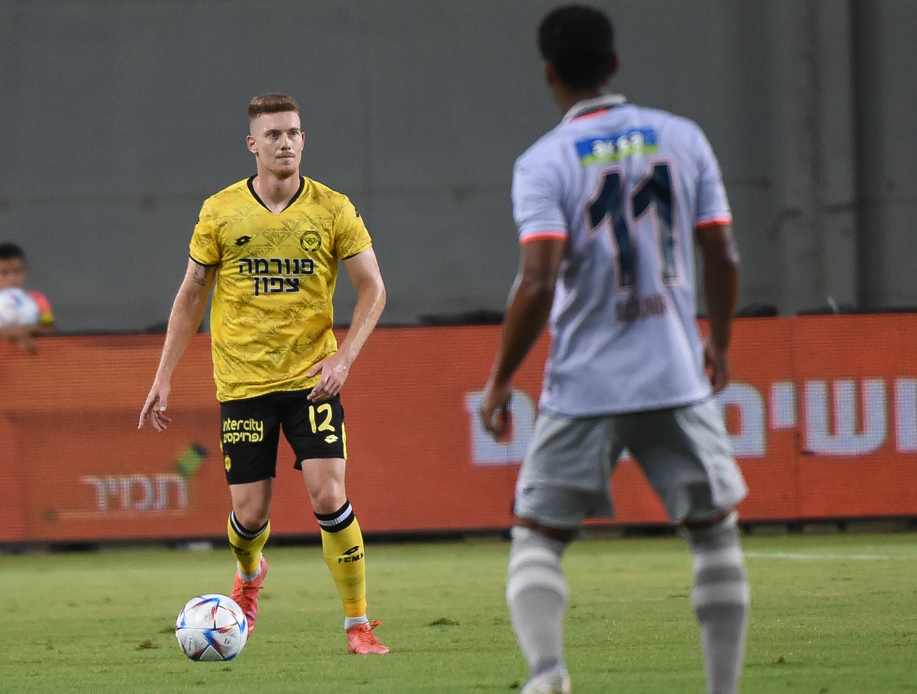 שחקן מכבי נתניה יובל שדה