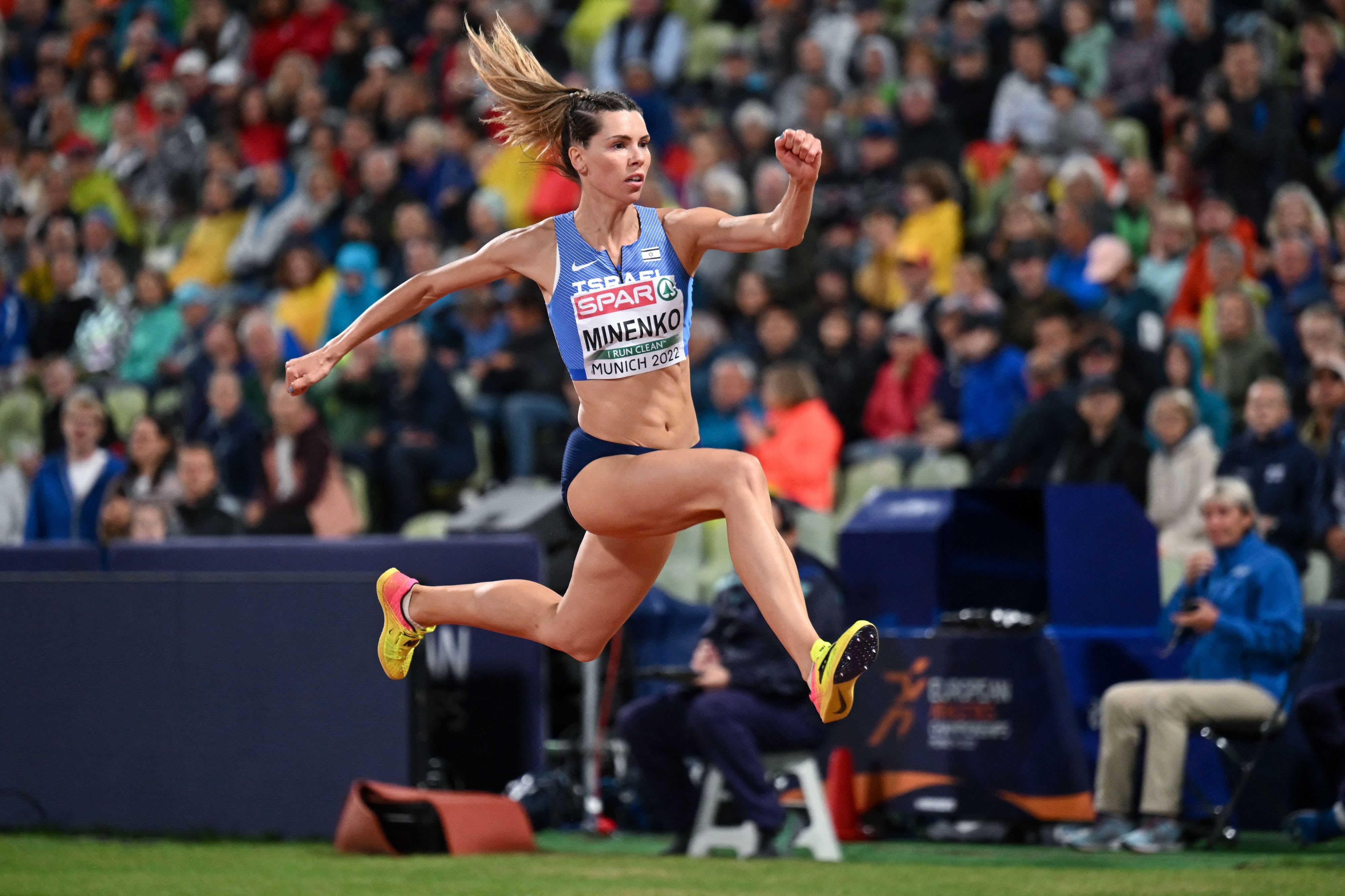 חנה קנייזבה מיננקו