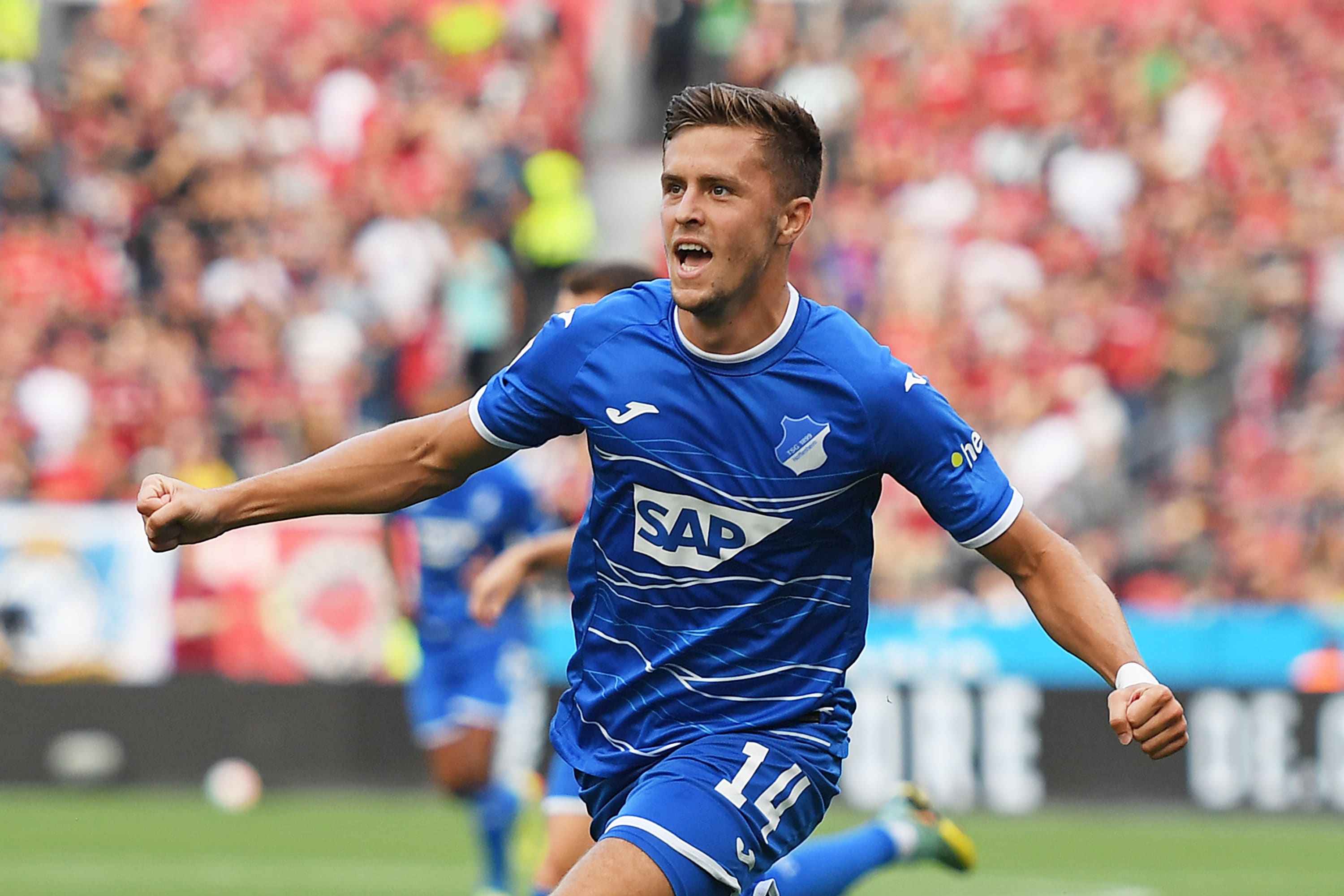 כריסטוף באומגרטנר שחקן הופנהיים חוגג שער