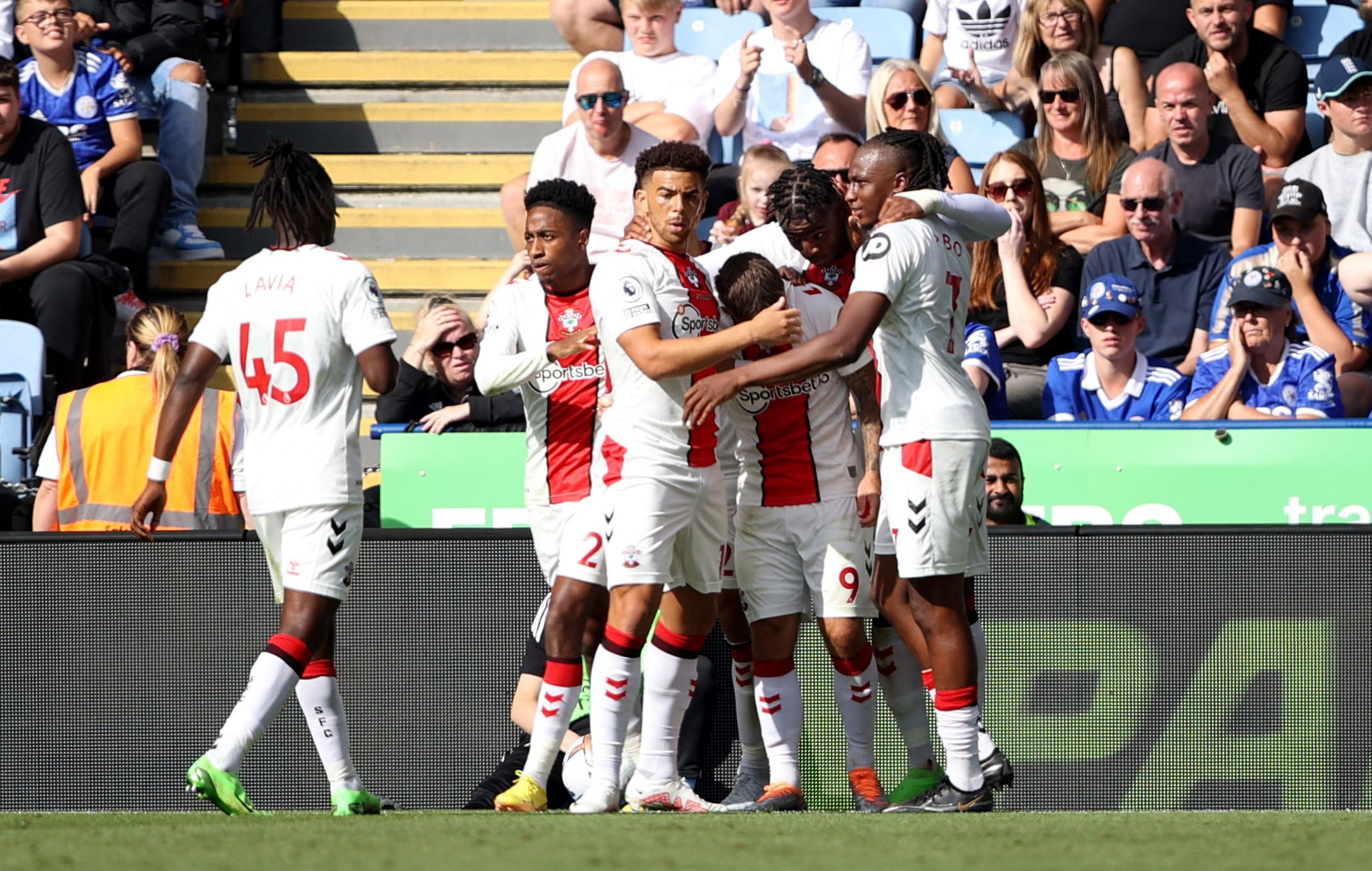 שחקני סאות'המפטון חוגגים