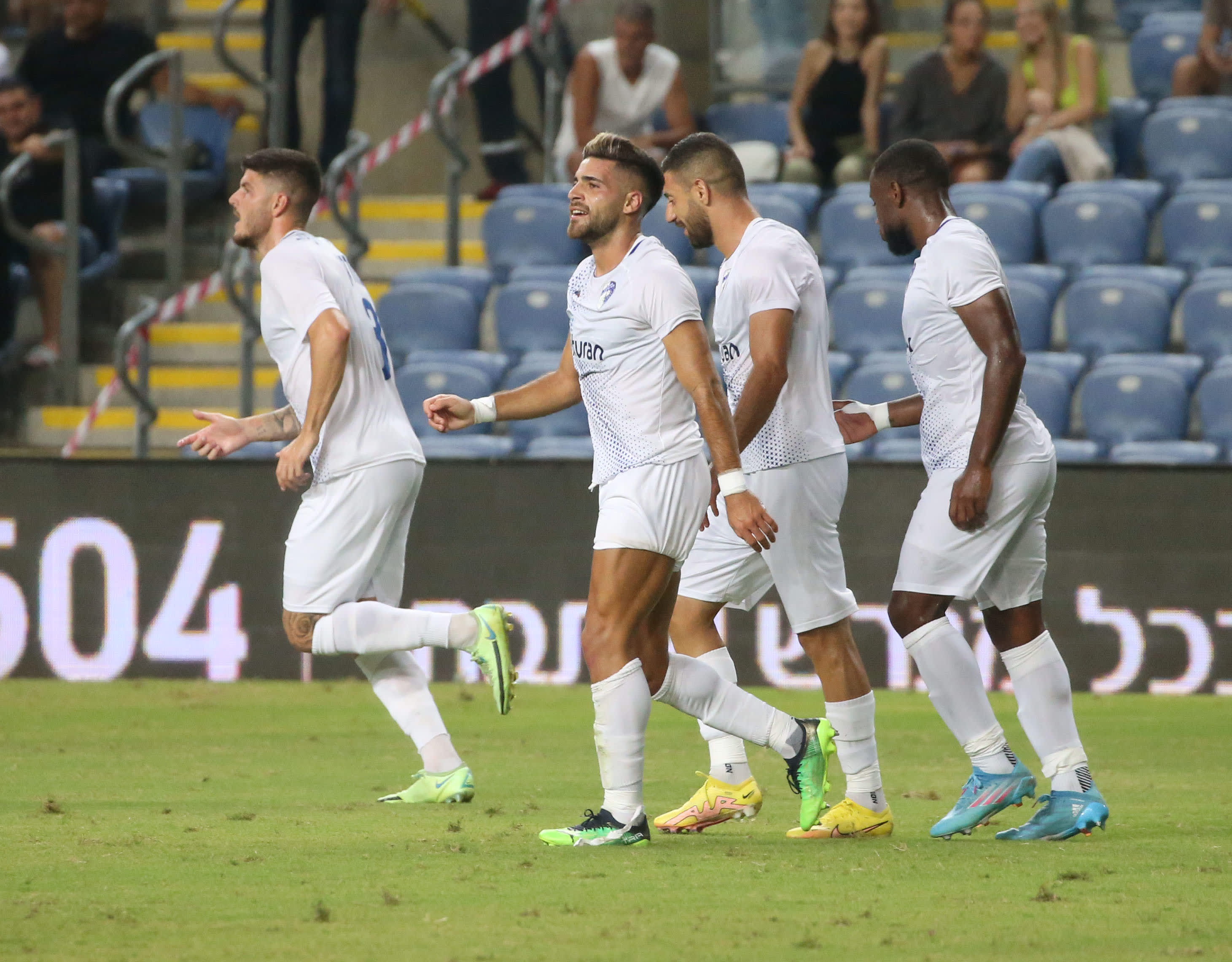 שחקן עירוני קרית שמונה איתמר שבירו חוגג