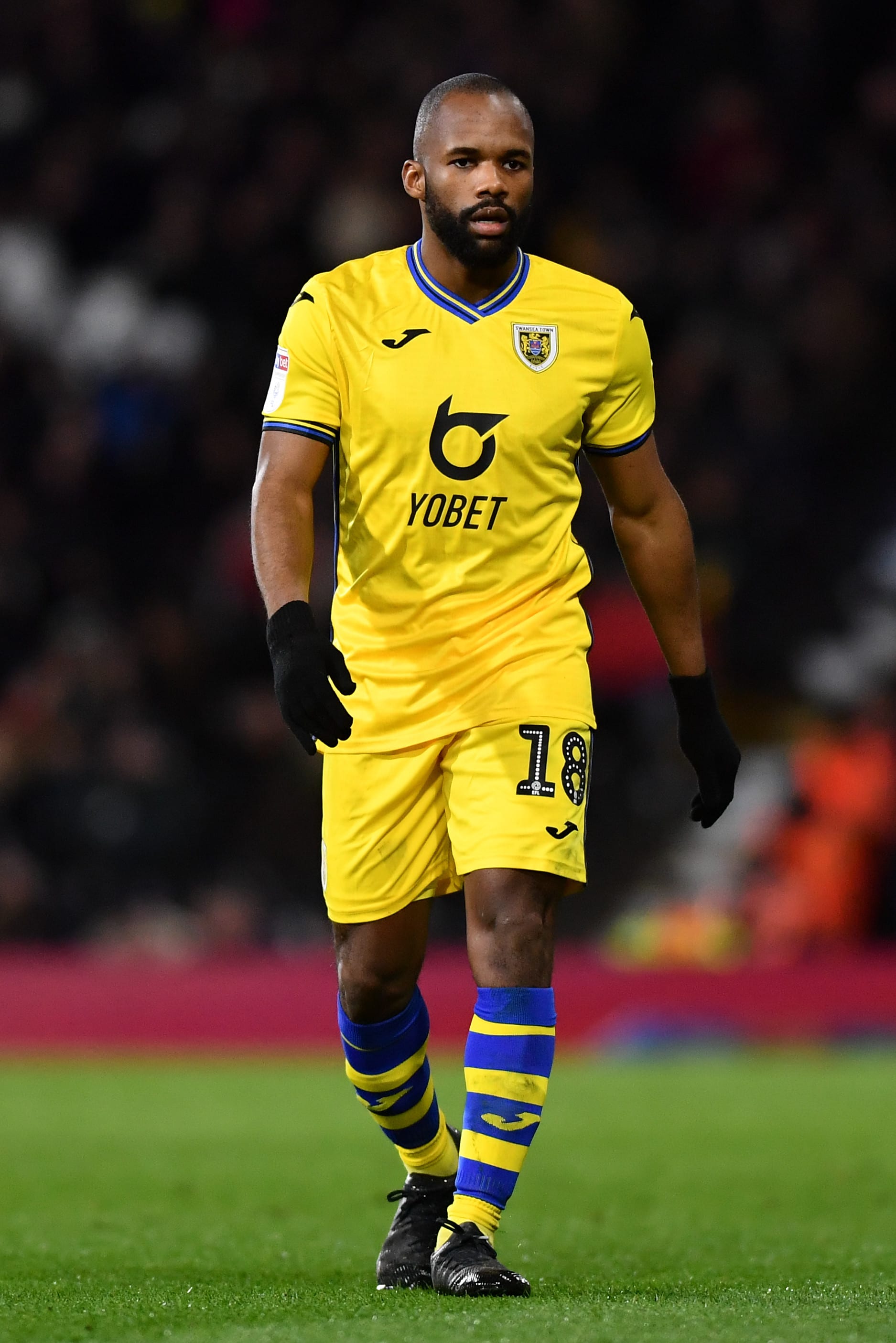 אלדו קאלולו במדי סוונסי