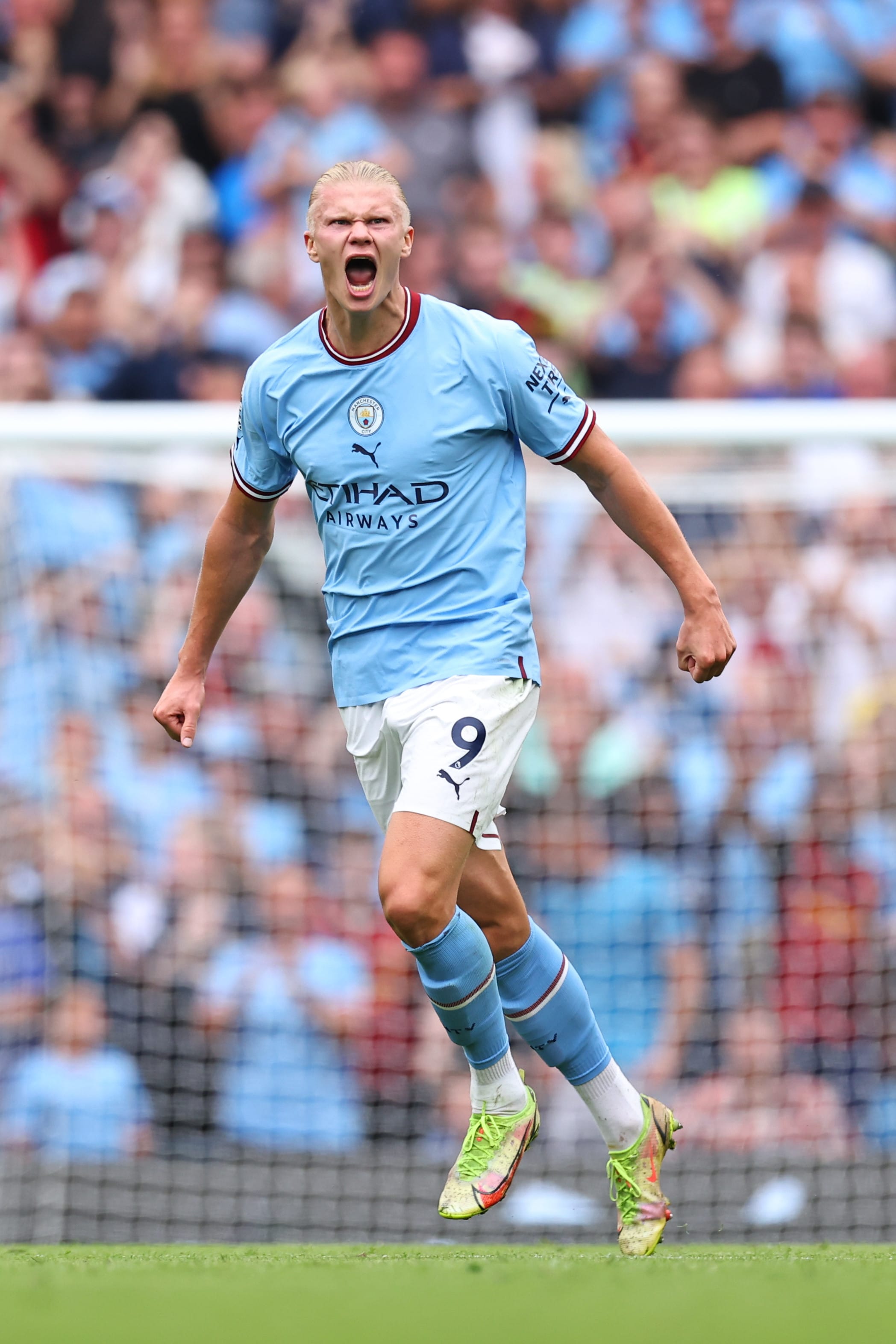 ארלינג הולאנד חוגג כיבוש שער לזכות מנצ'סטר סיטי