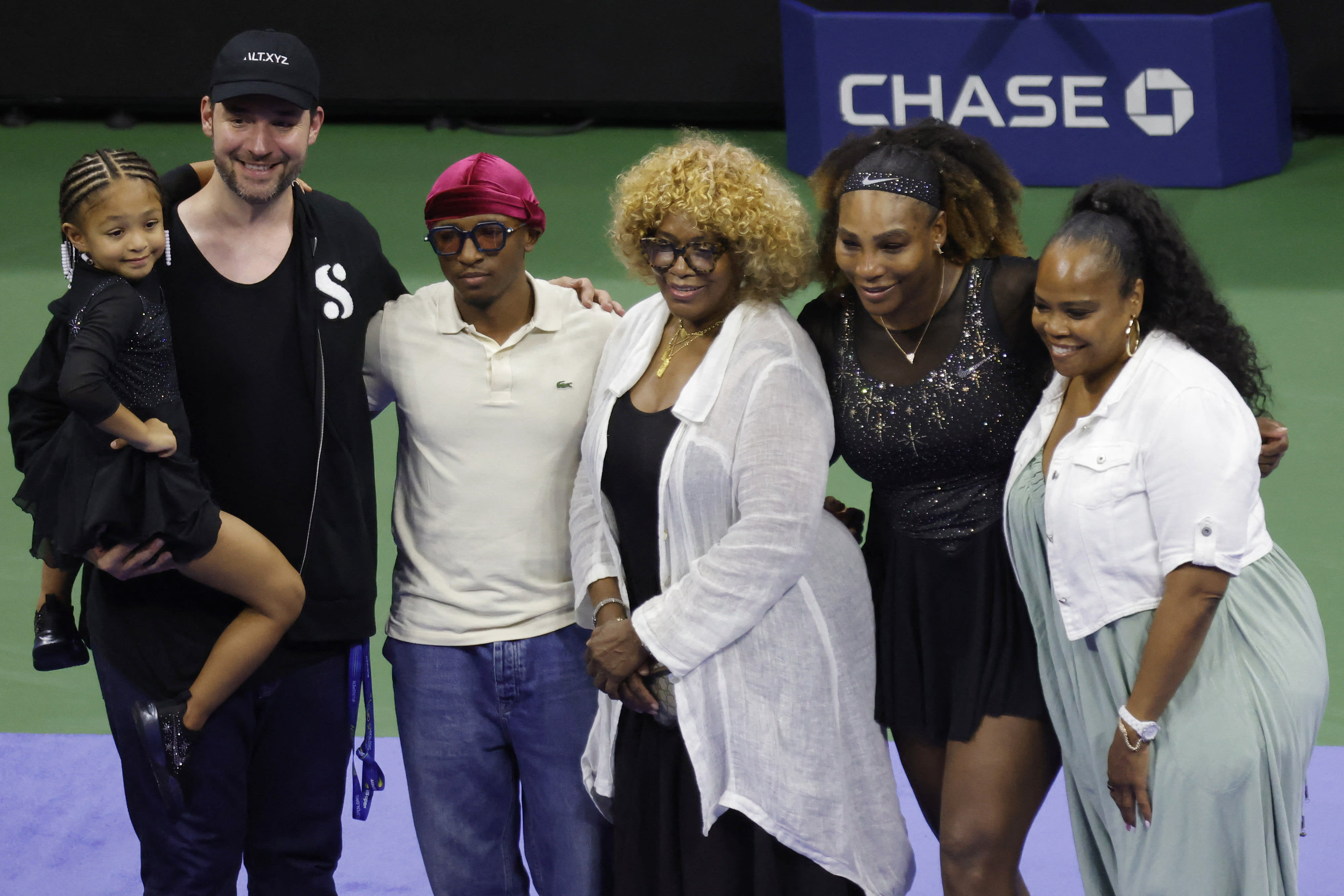 סרינה וויליאמס עם בני משפחתה וחברים