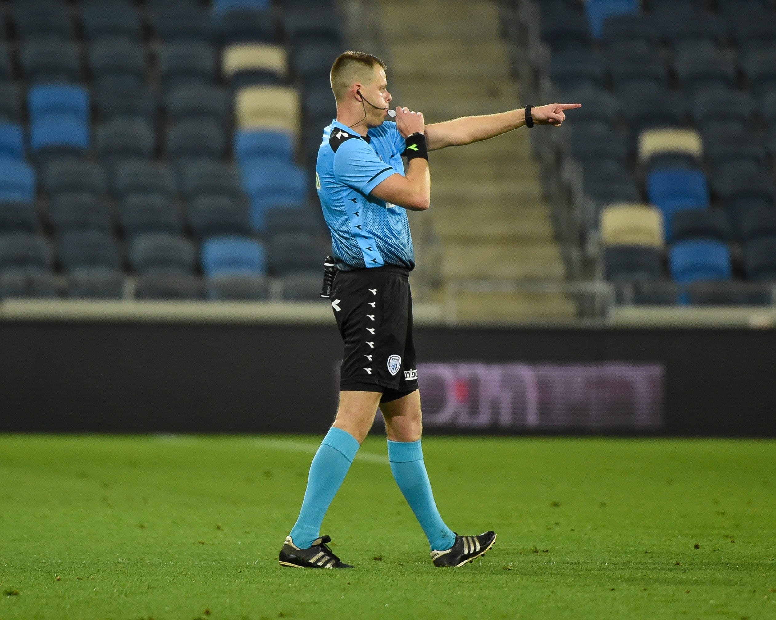 יגאל פריד שופט כדורגל ישראלי