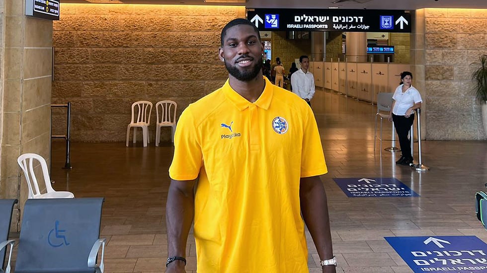 אלכס פויתרס