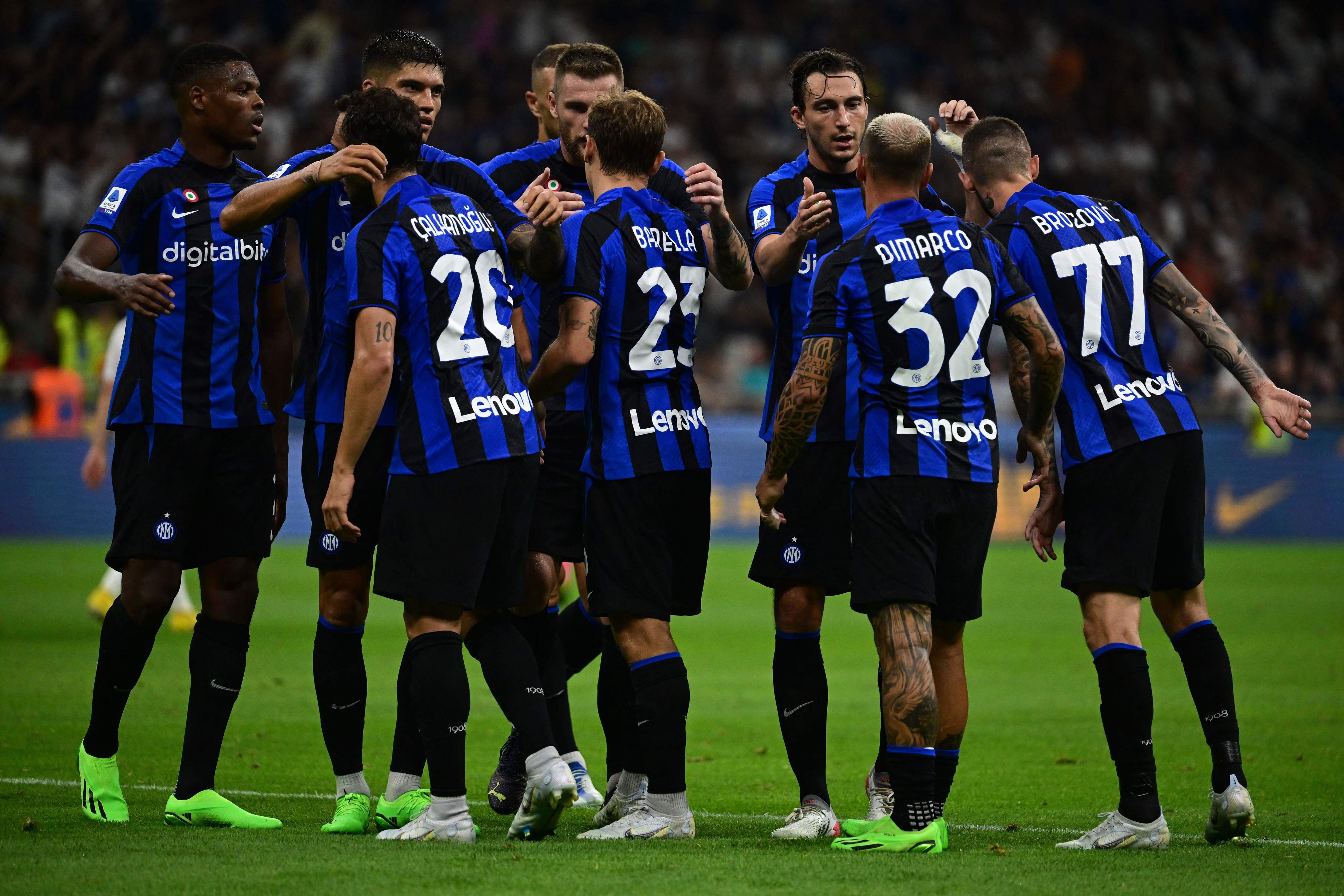 Inter players celebrate