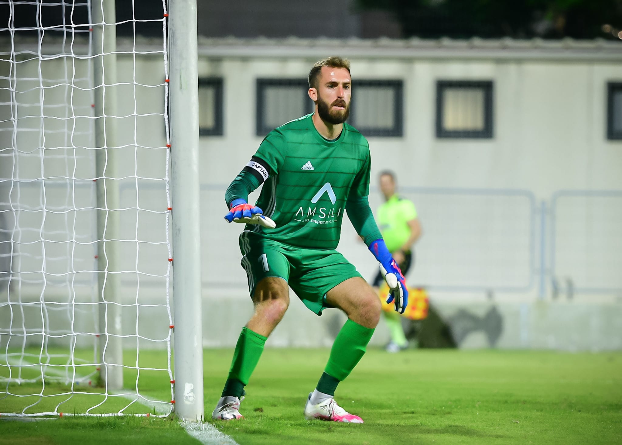 מתן זלמנוביץ' שוער הפועל אדומים אשדוד