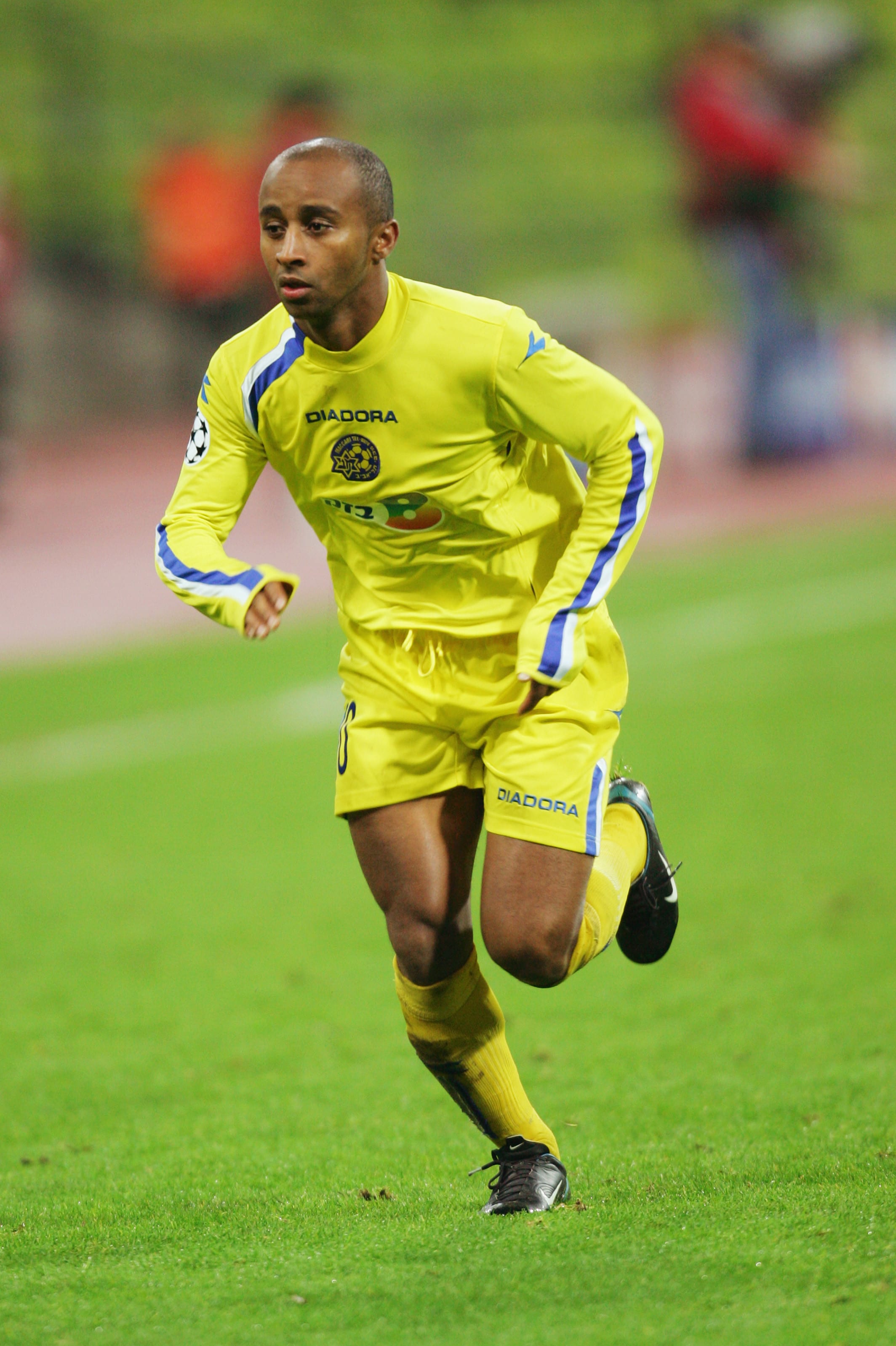 ברוך דגו במדי מכבי תל אביב ב-2004