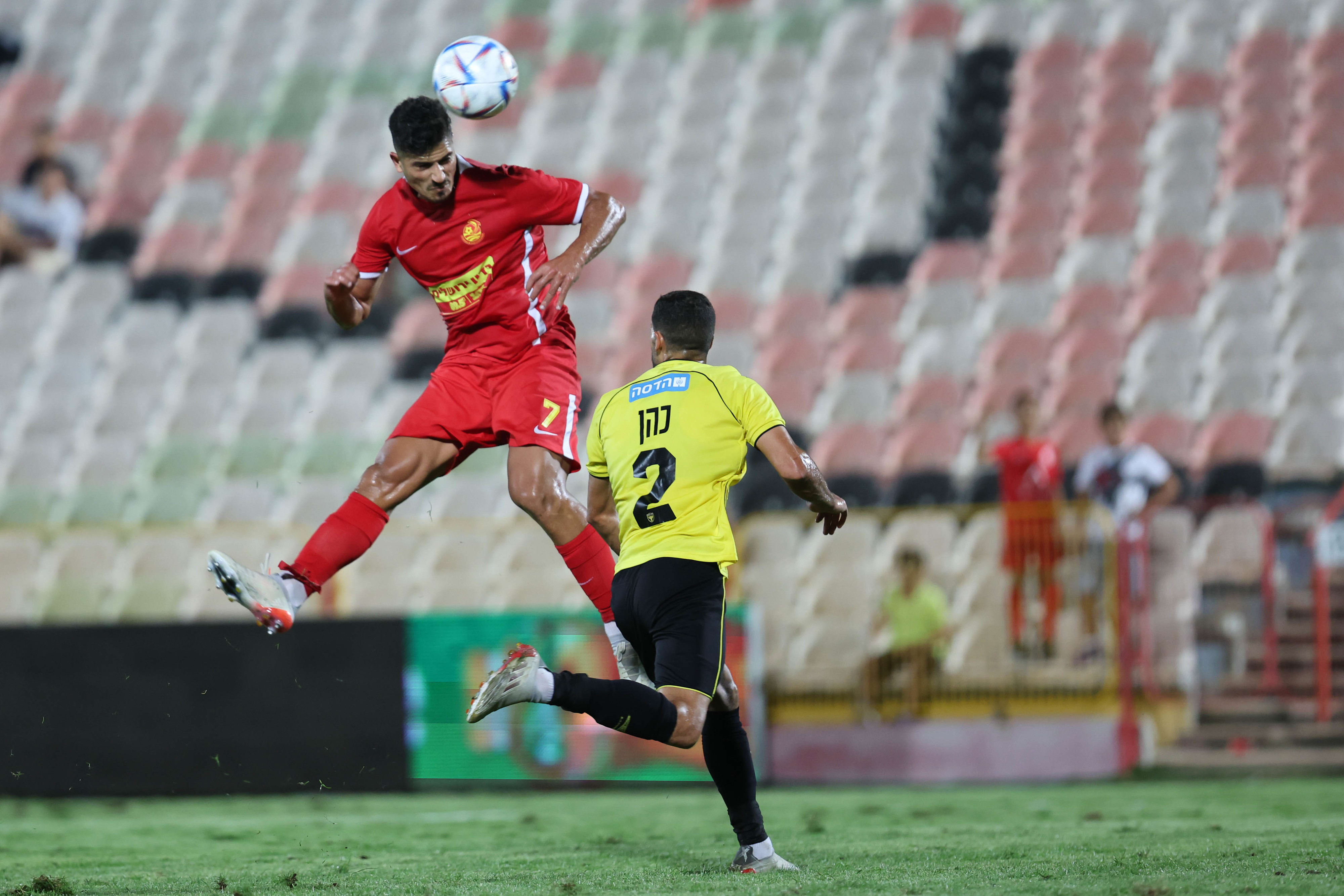 שחקן מ.ס. אשדוד יניב מזרחי