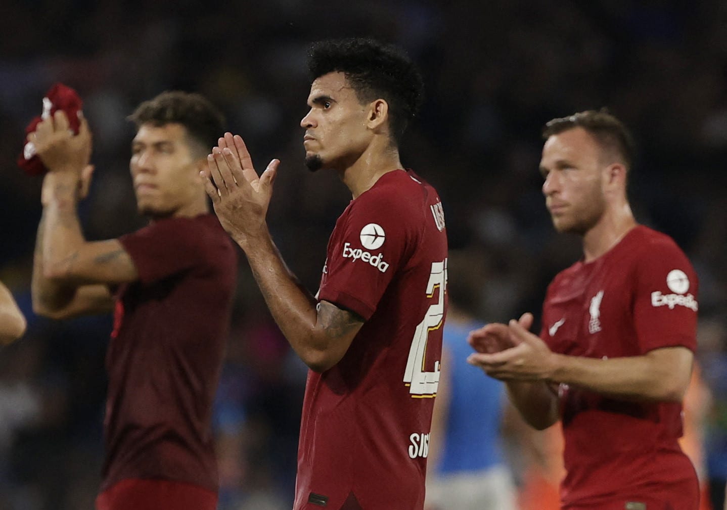 לואיס דיאס ושחקני ליברפול מאוכזבים אחרי התבוסה בנאפולי