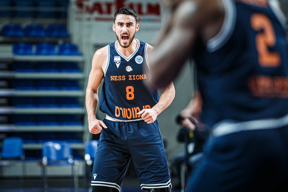 שחקן עירוני נס ציונה ליאור קררה