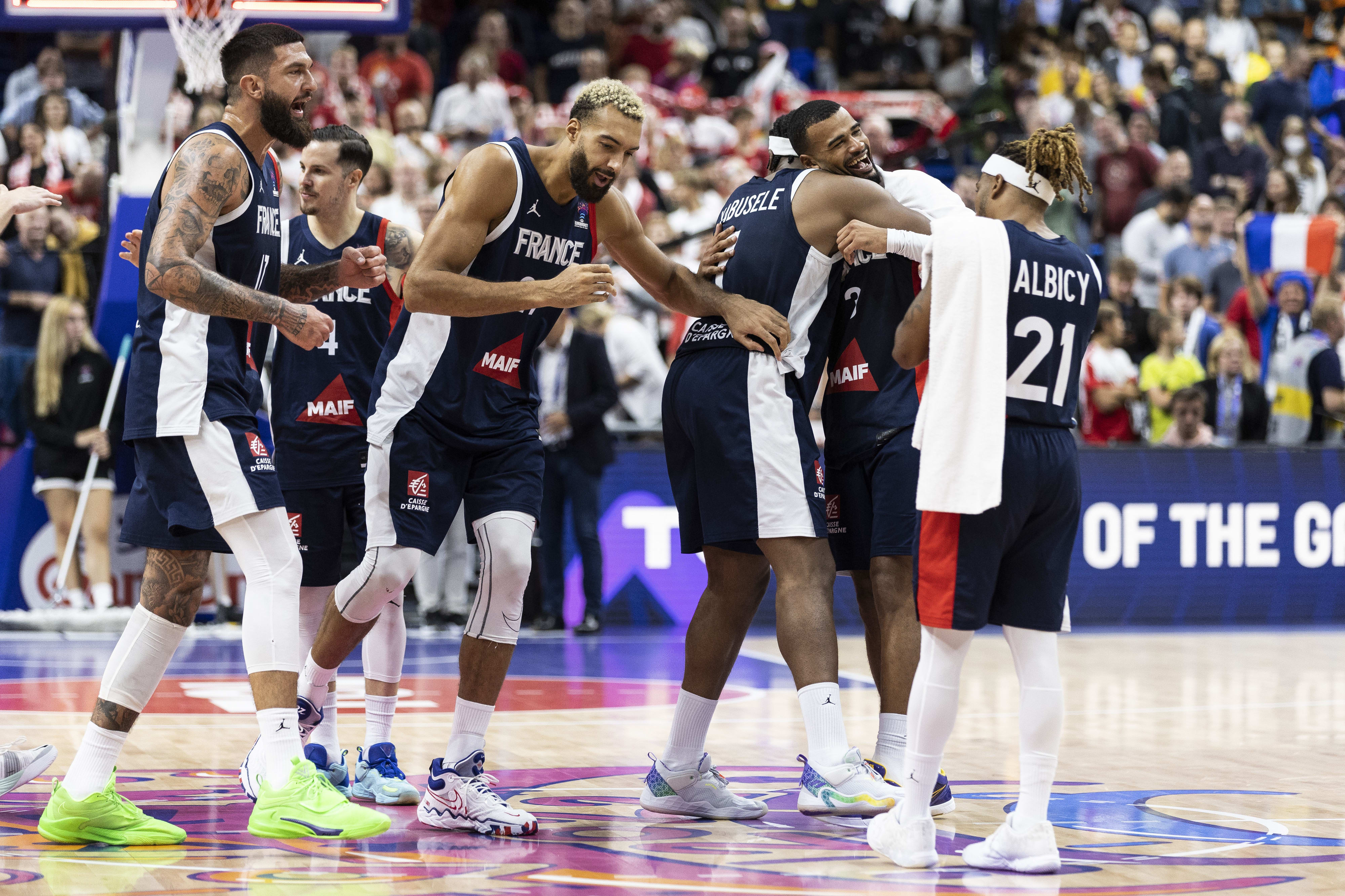 נבחרת צרפת חוגגת