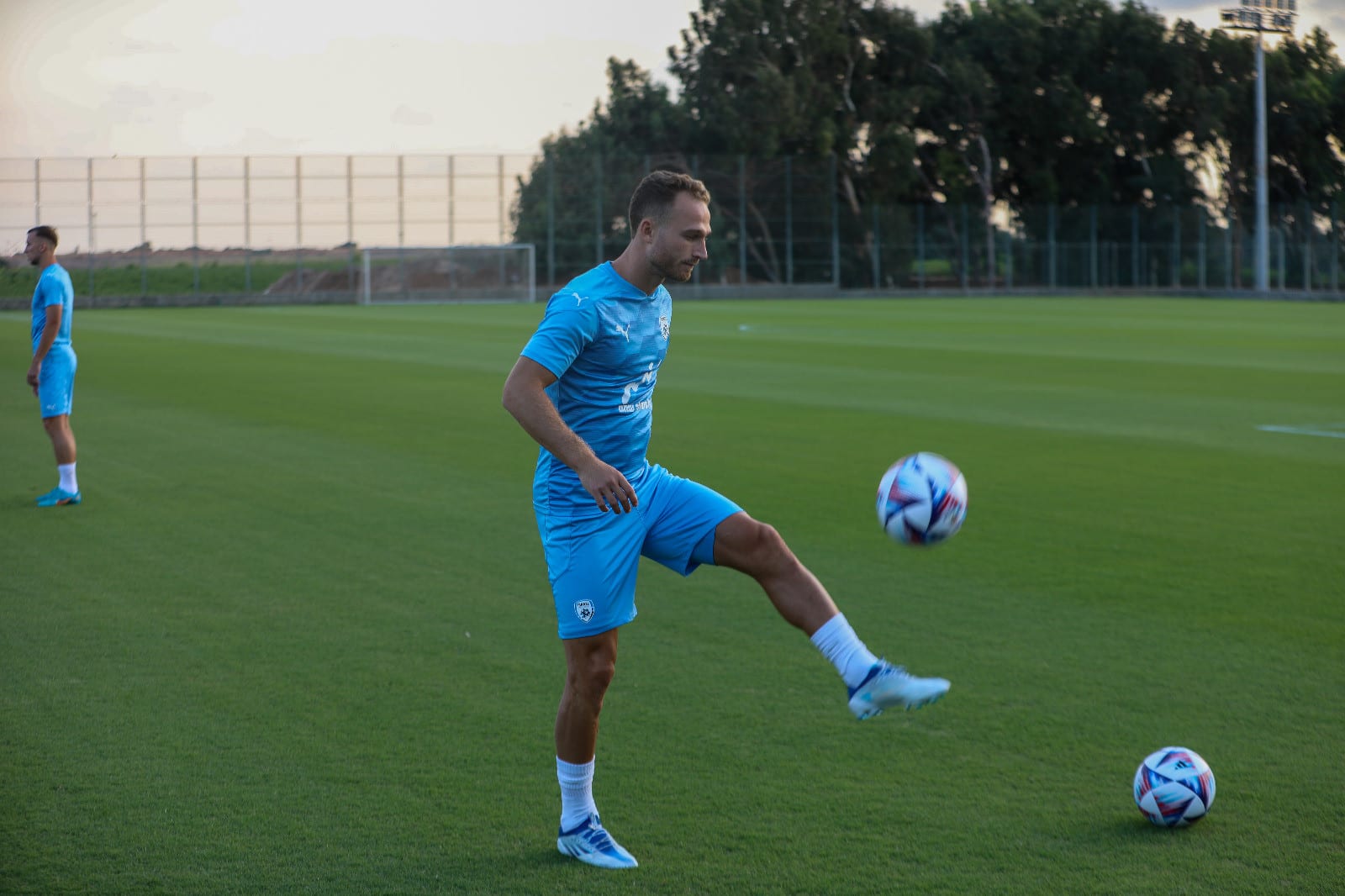 דן גלזר שחקן נבחרת ישראל