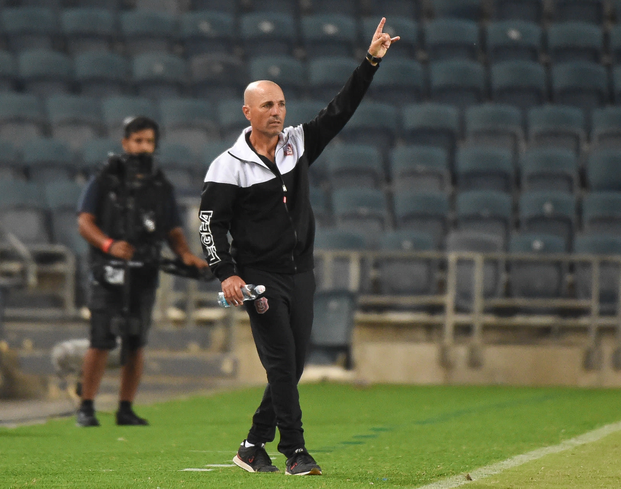 זיו אריה מאמן הפועל ירושלים