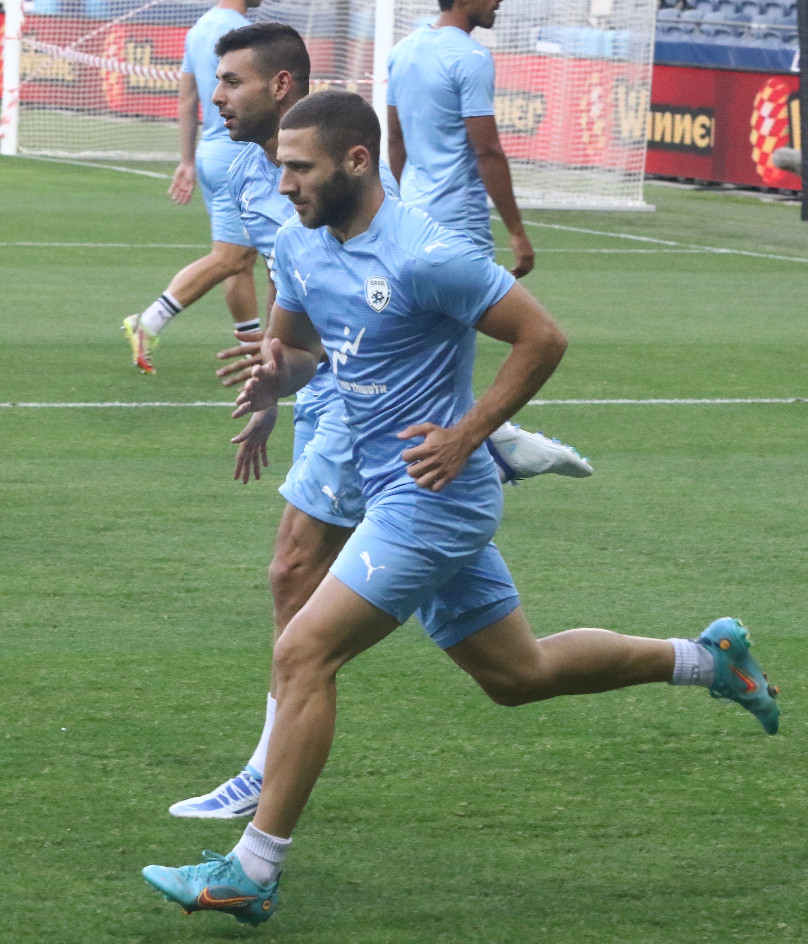 שון וייסמן, תאי בריבו, חלוצי נבחרת ישראל באימון