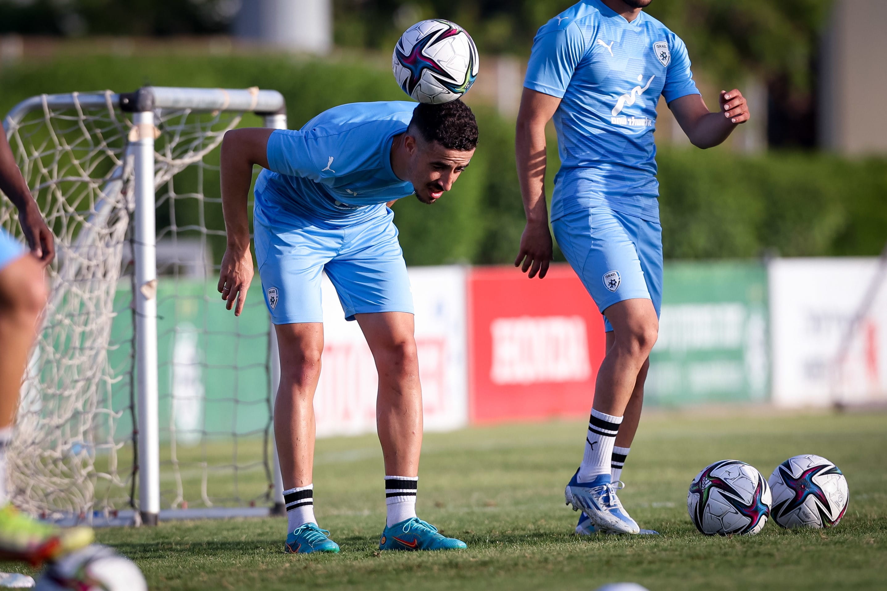 דולב חזיזה שחקן נבחרת ישראל