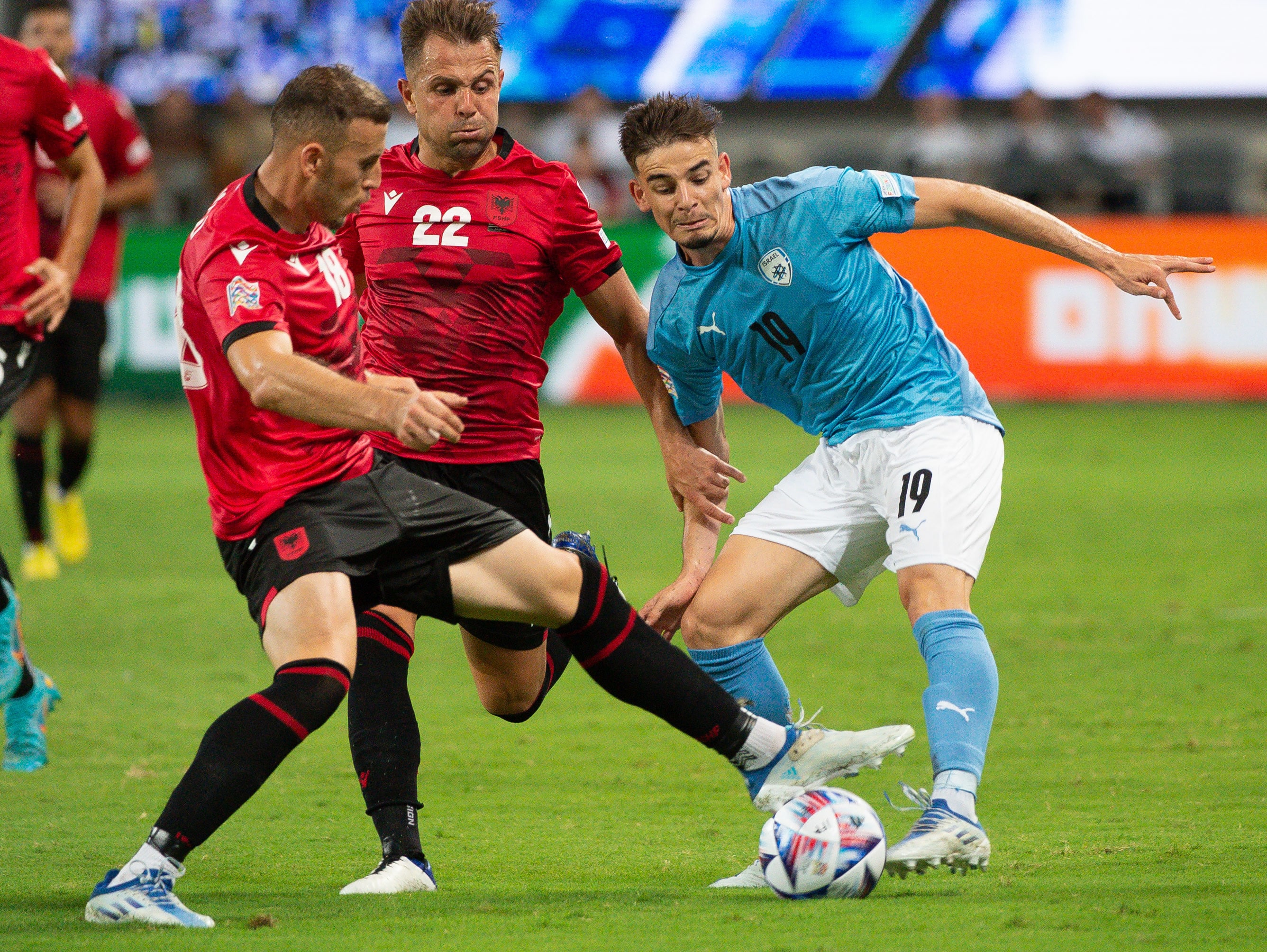 שחקן נבחרת ישראל דורון ליידנר מול נבחרת אלבניה