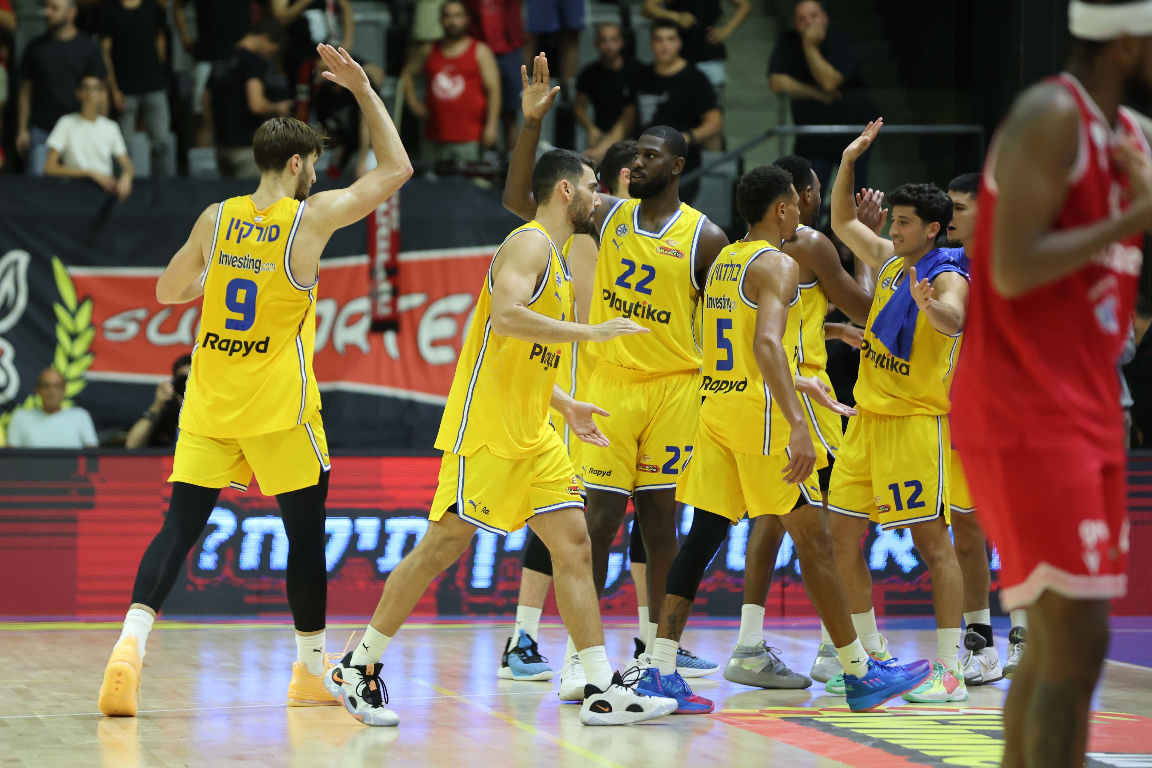 שחקני מכבי תל אביב