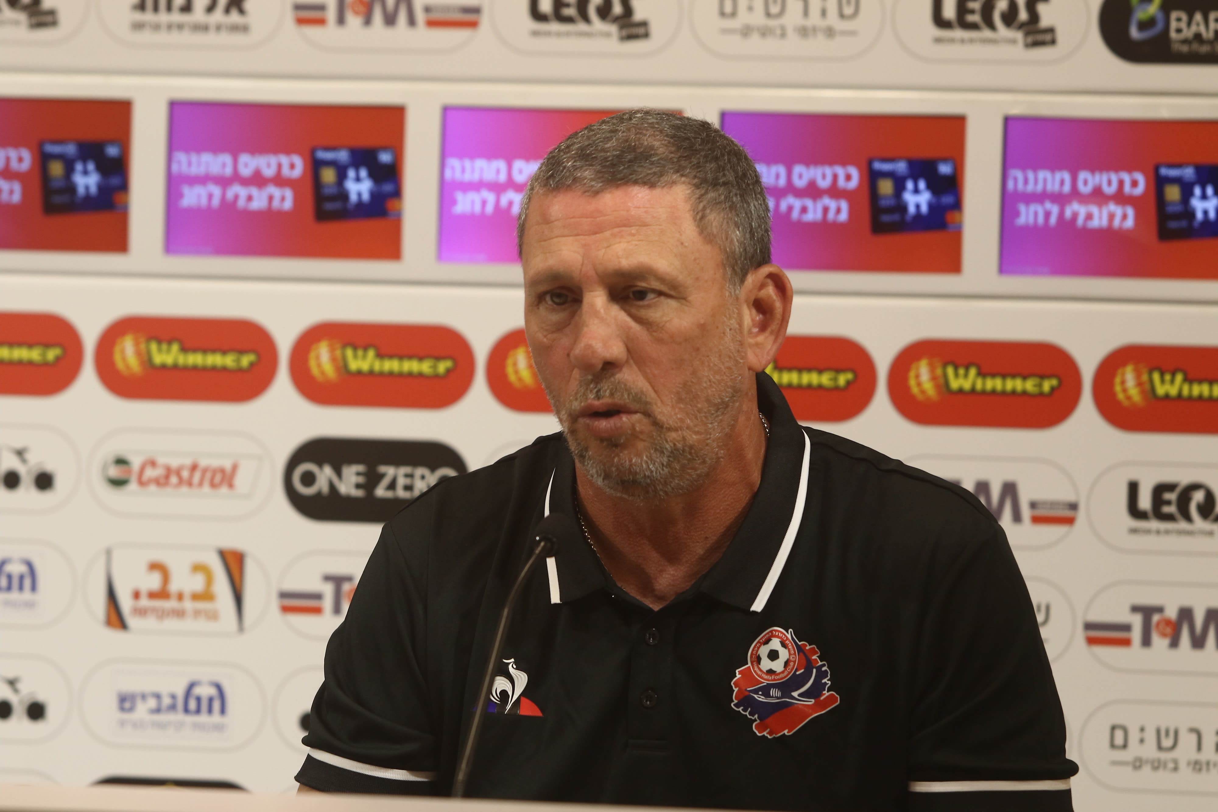 ניר קלינגר מאמן הפועל חיפה