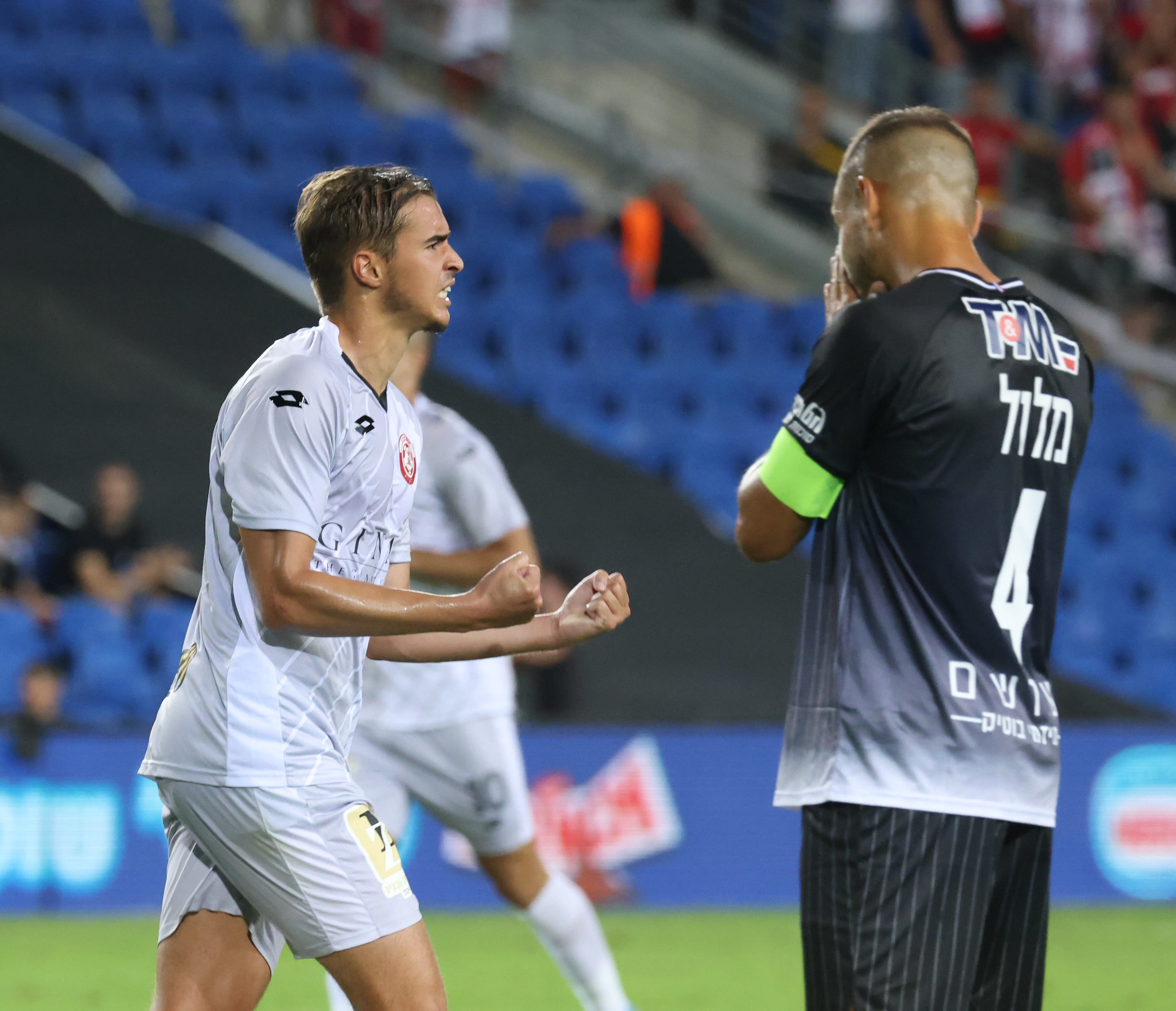 שחקן הפועל חדרה סמי בוראר