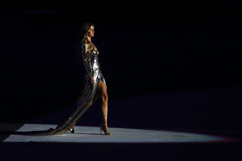 ג'יזל דוגמנית ברזילאית טקס הפתיחה של אולימפיאדת ריו