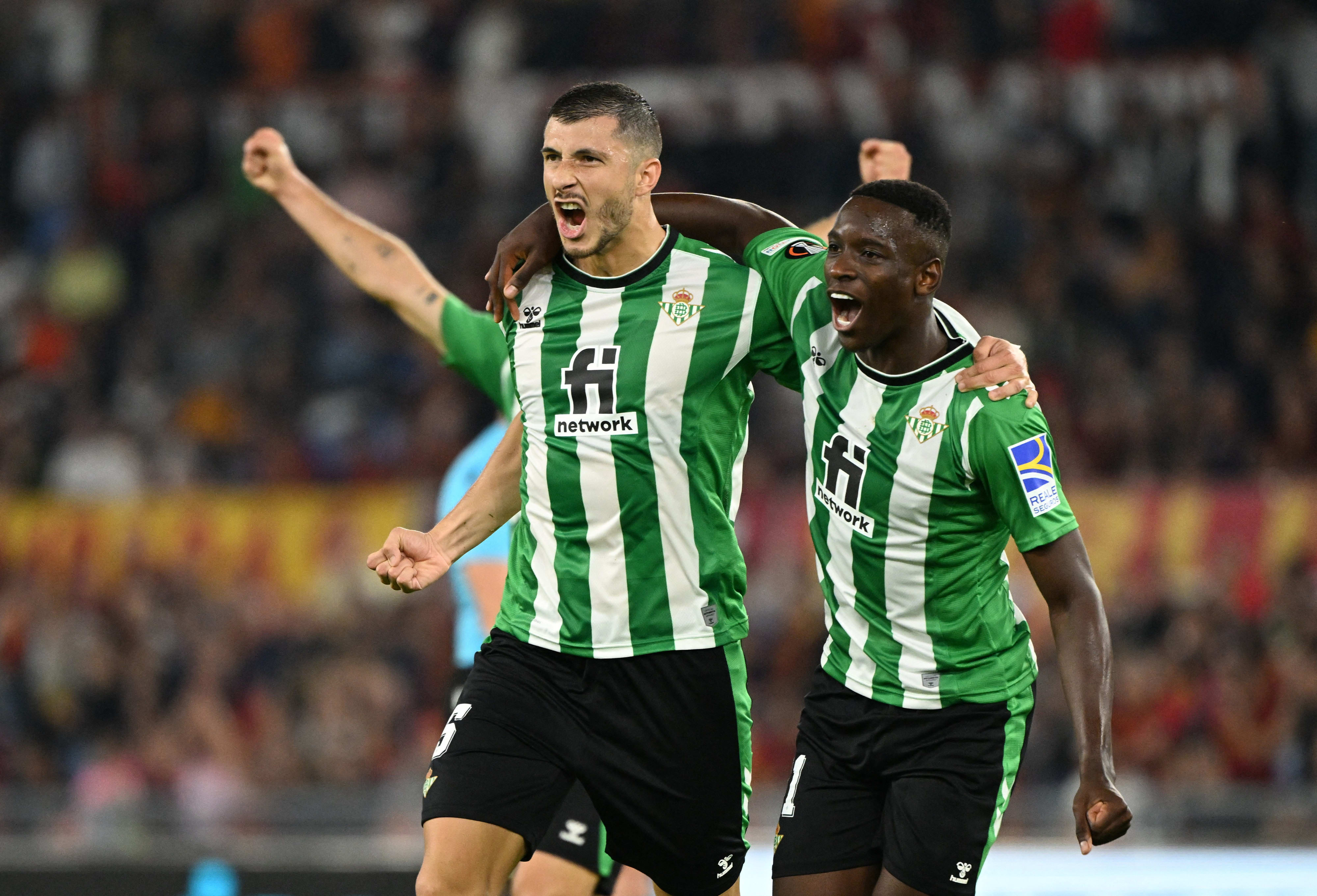 גידו רודריגס עם לואיז הנריקה ריאל בטיס