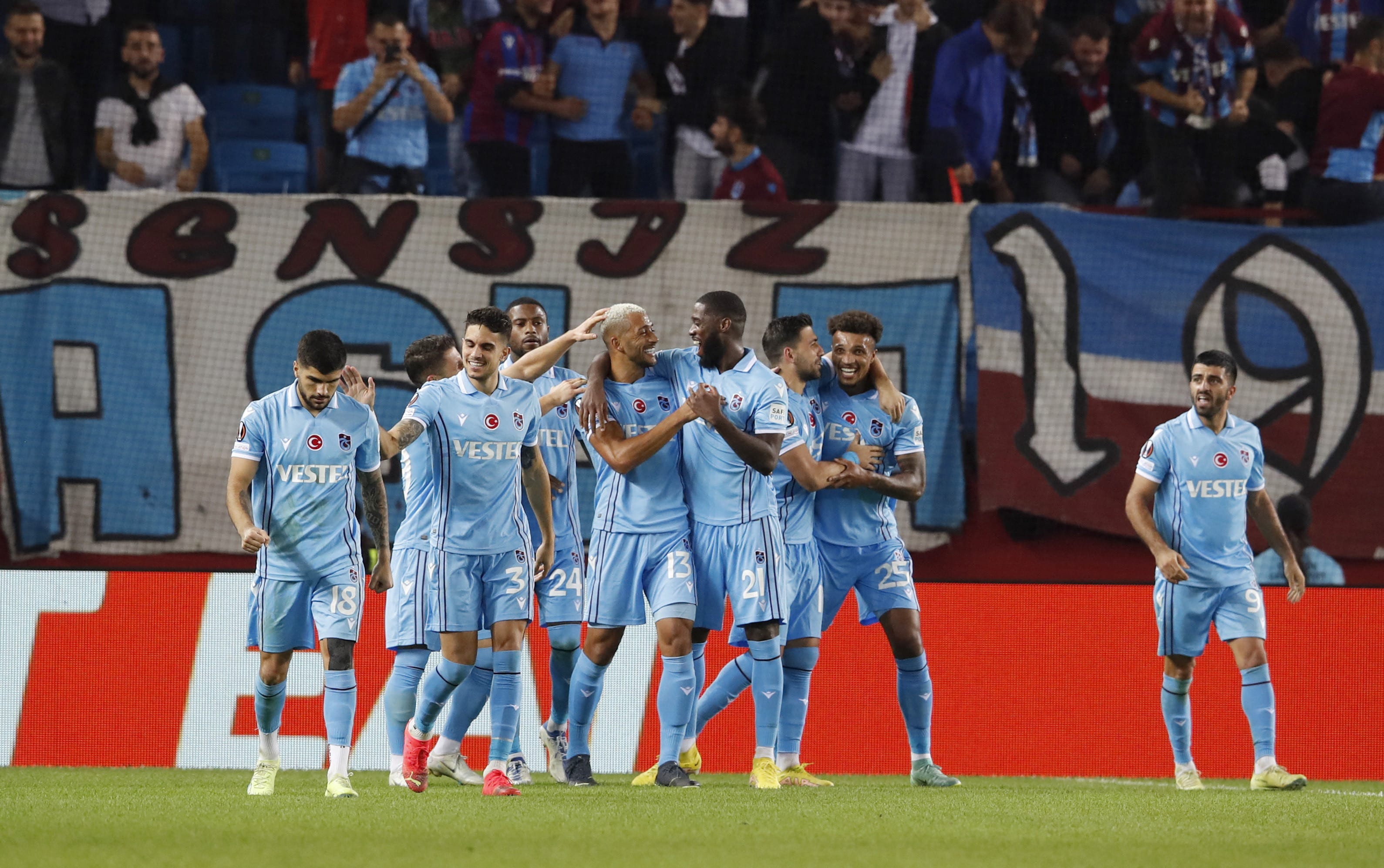 שחקני טרבזונספור