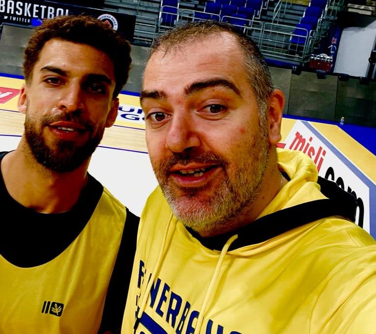 סטפנוס דדאס עם סקוטי ווילבקין