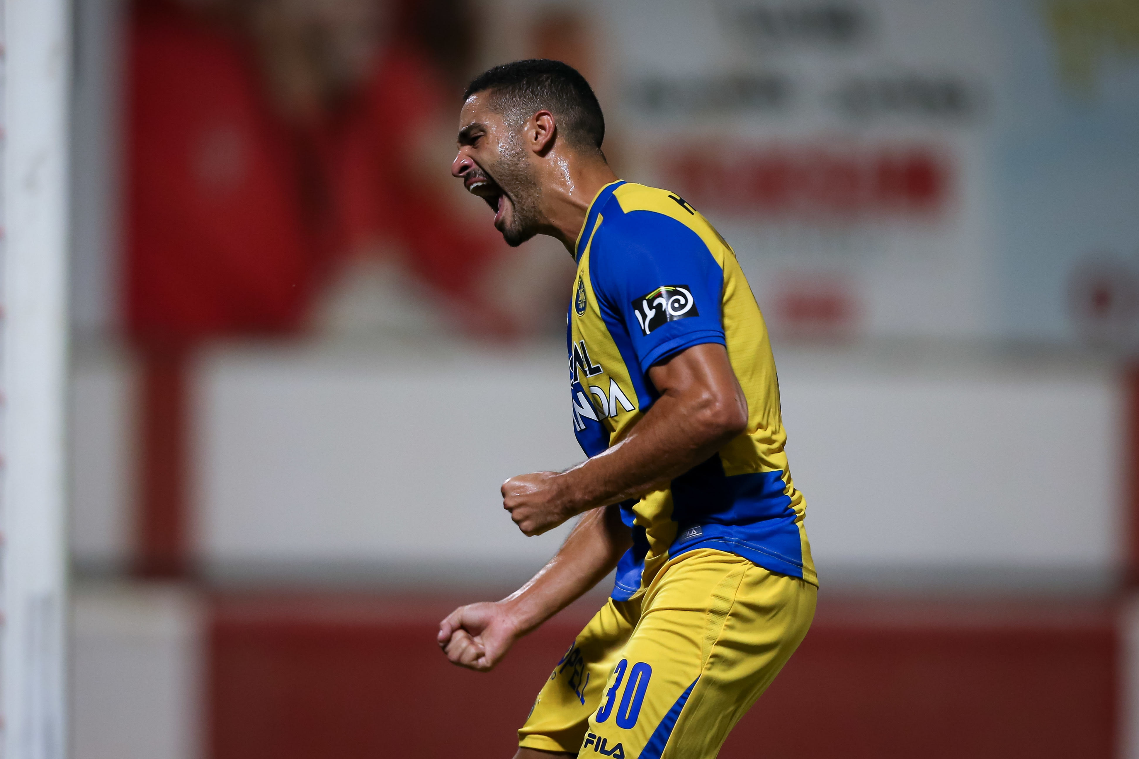 מאור קנדיל שחקן מכבי תל אביב חוגג שער