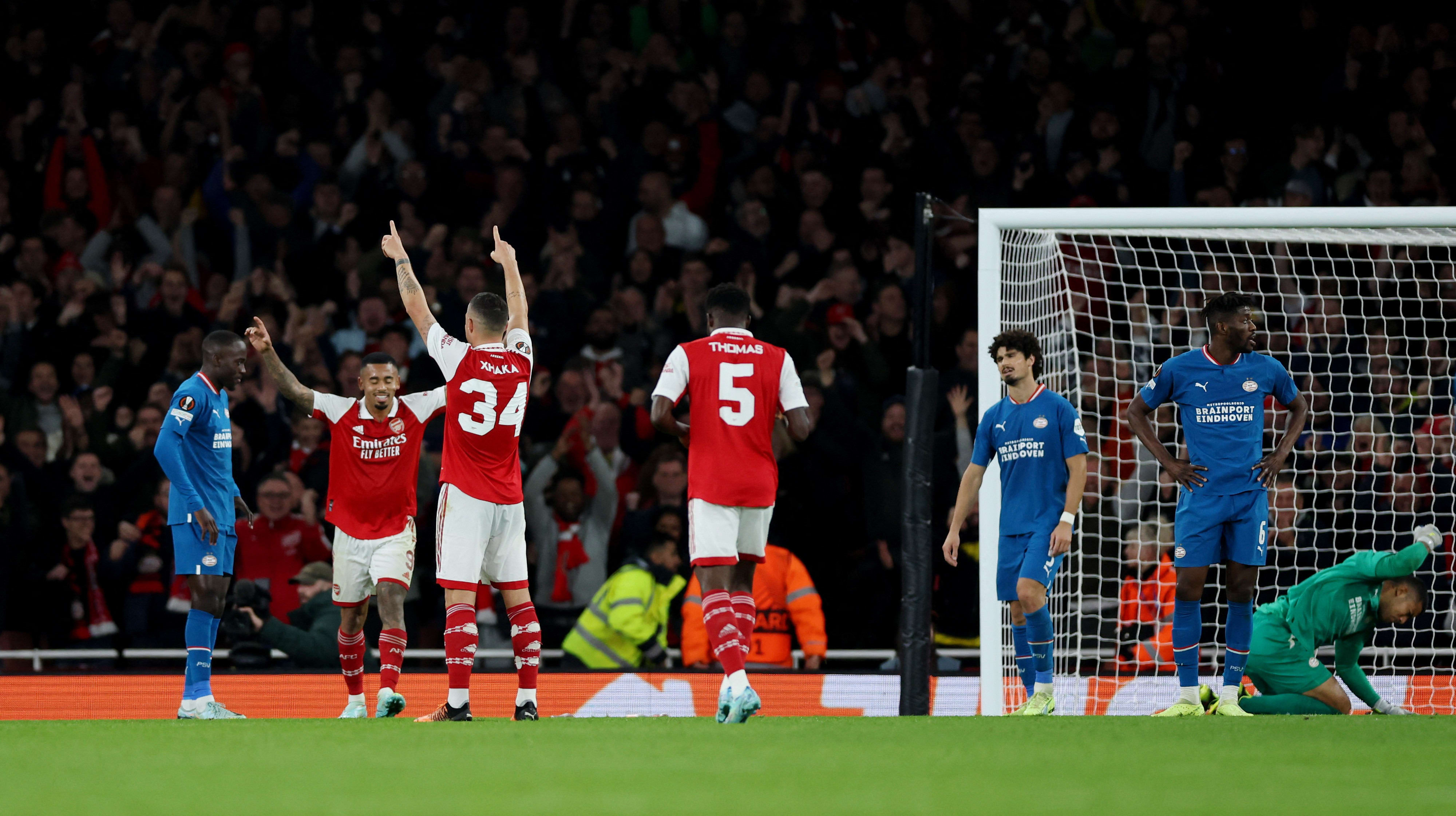 גרניט ג'אקה, קשר ארסנל