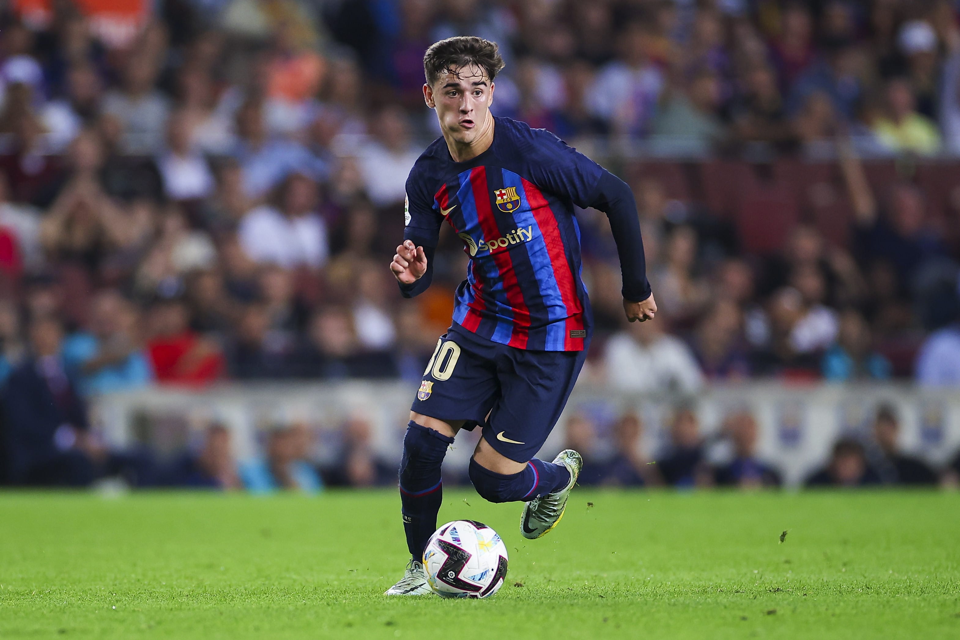 גאבי, קשר ברצלונה