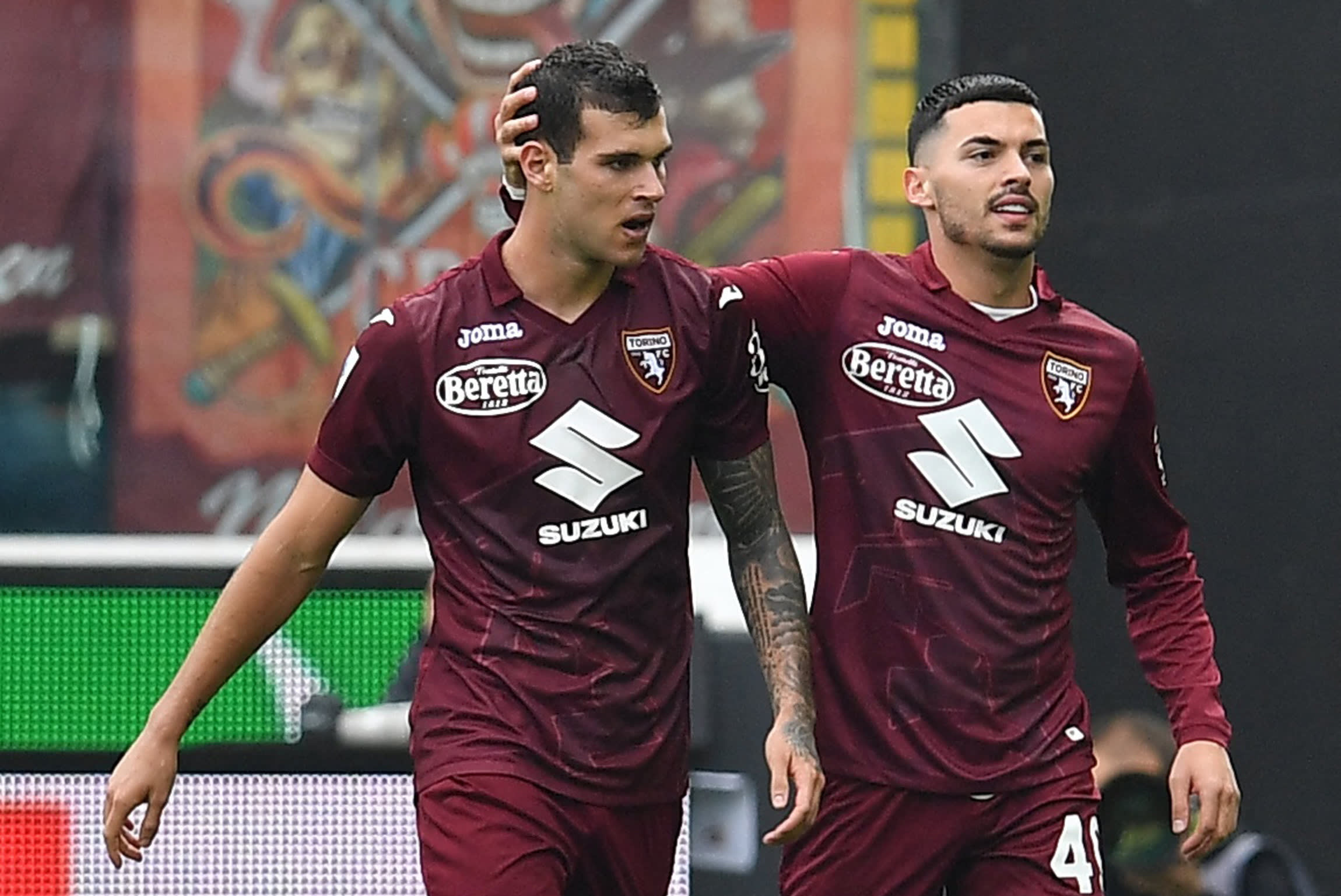 פייטרו פלגרי חוגג שער לזכות טורינו לצד נמאניה ראדוניץ'