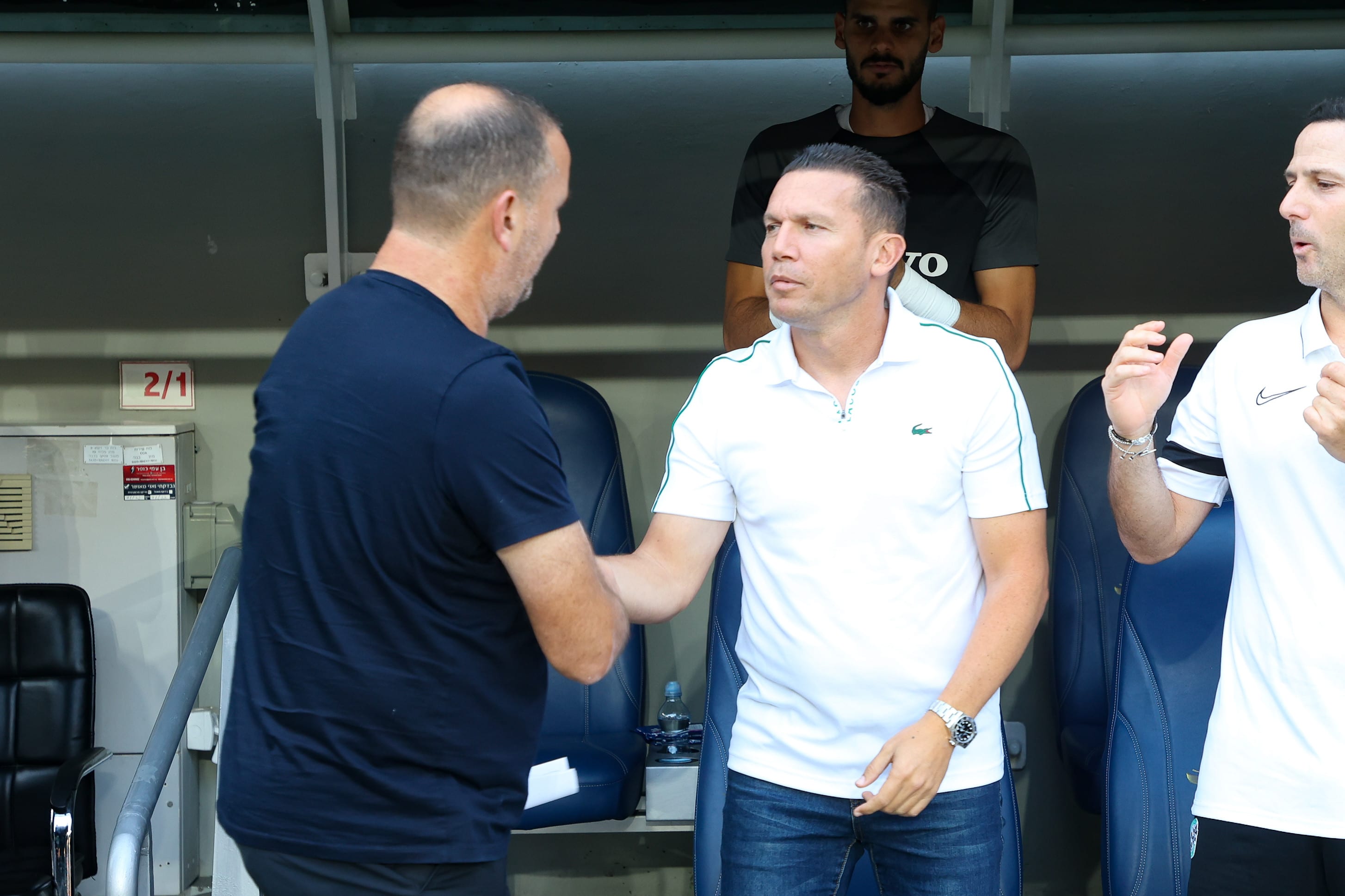 מאמן מ.ס. אשדוד, רן בן שמעון, עם מאמן מכבי חיפה ברק בכר