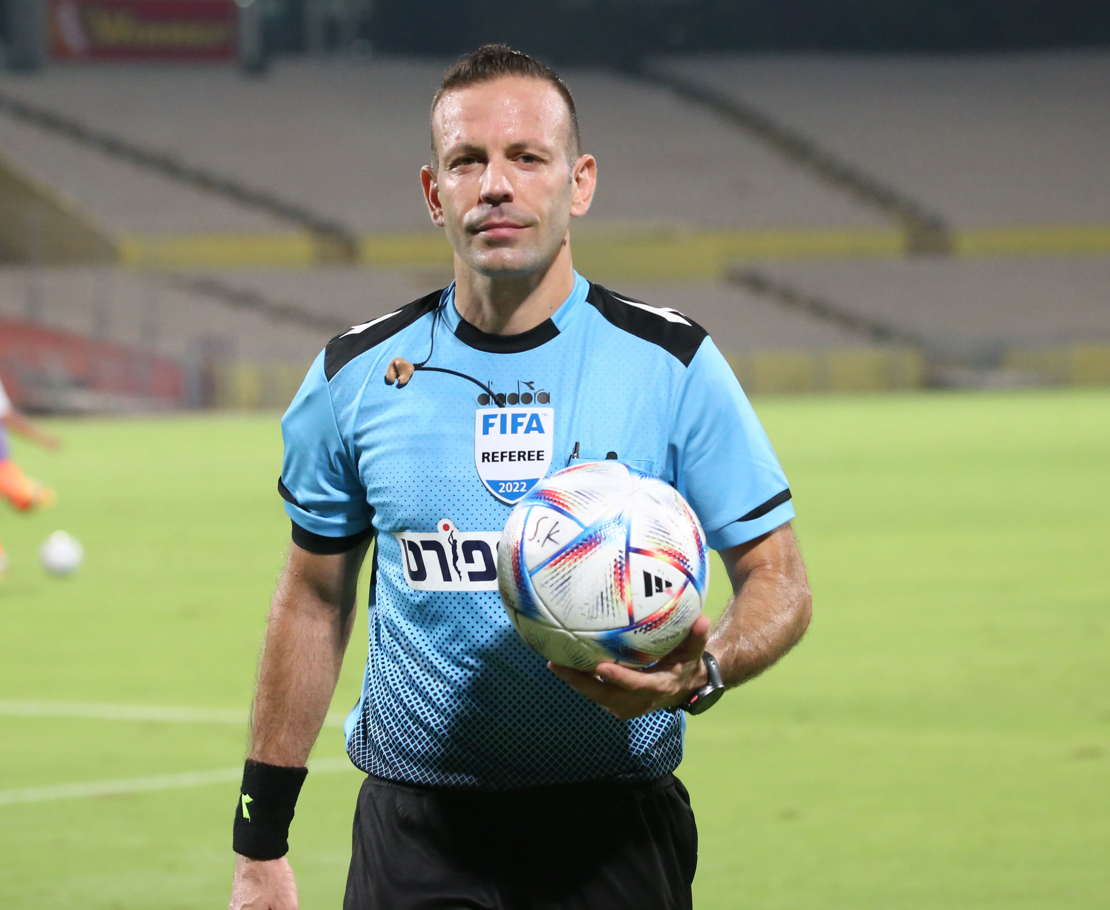 אוראל גרינפלד, שופט כדורגל